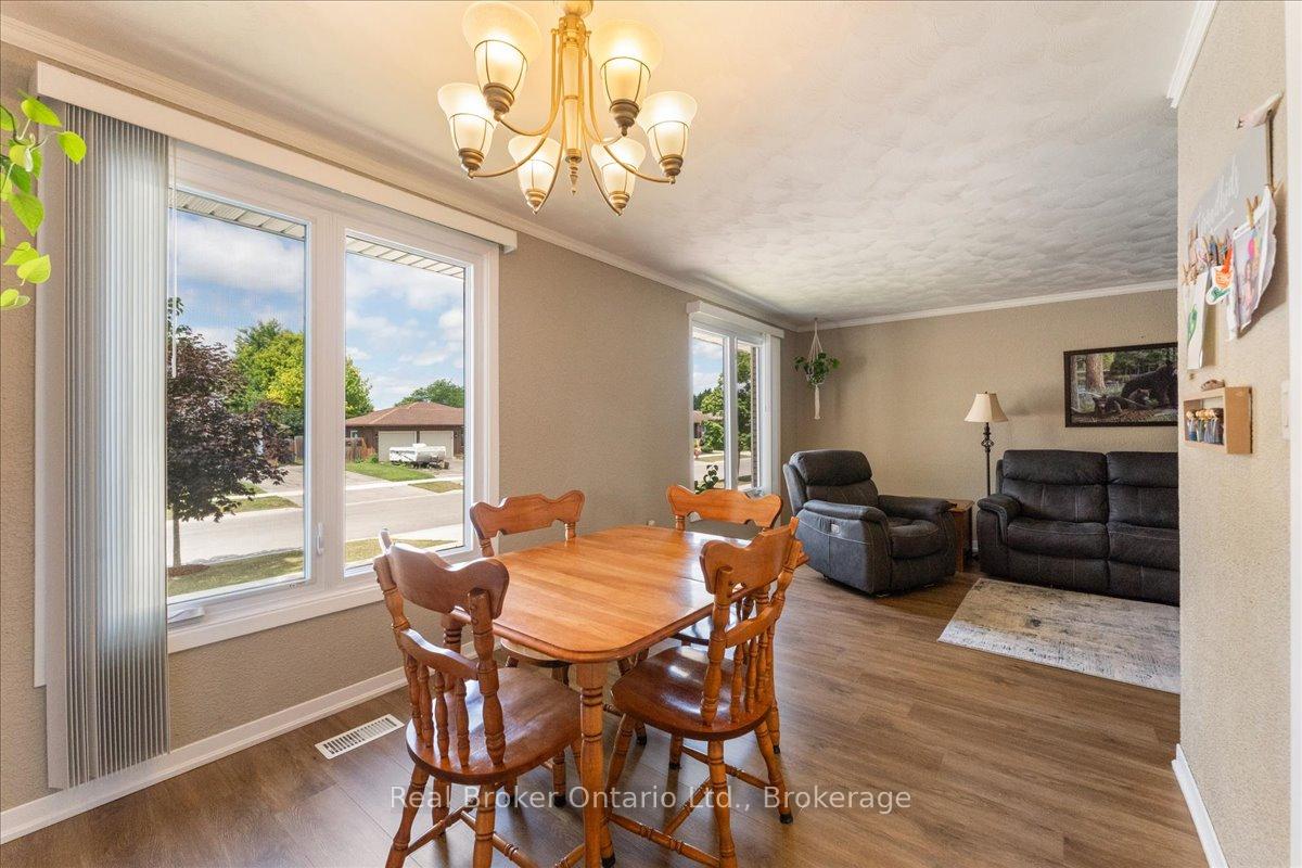 Photo 7 of 4 Steven Street, Welland, Prince Charles — HOMEH