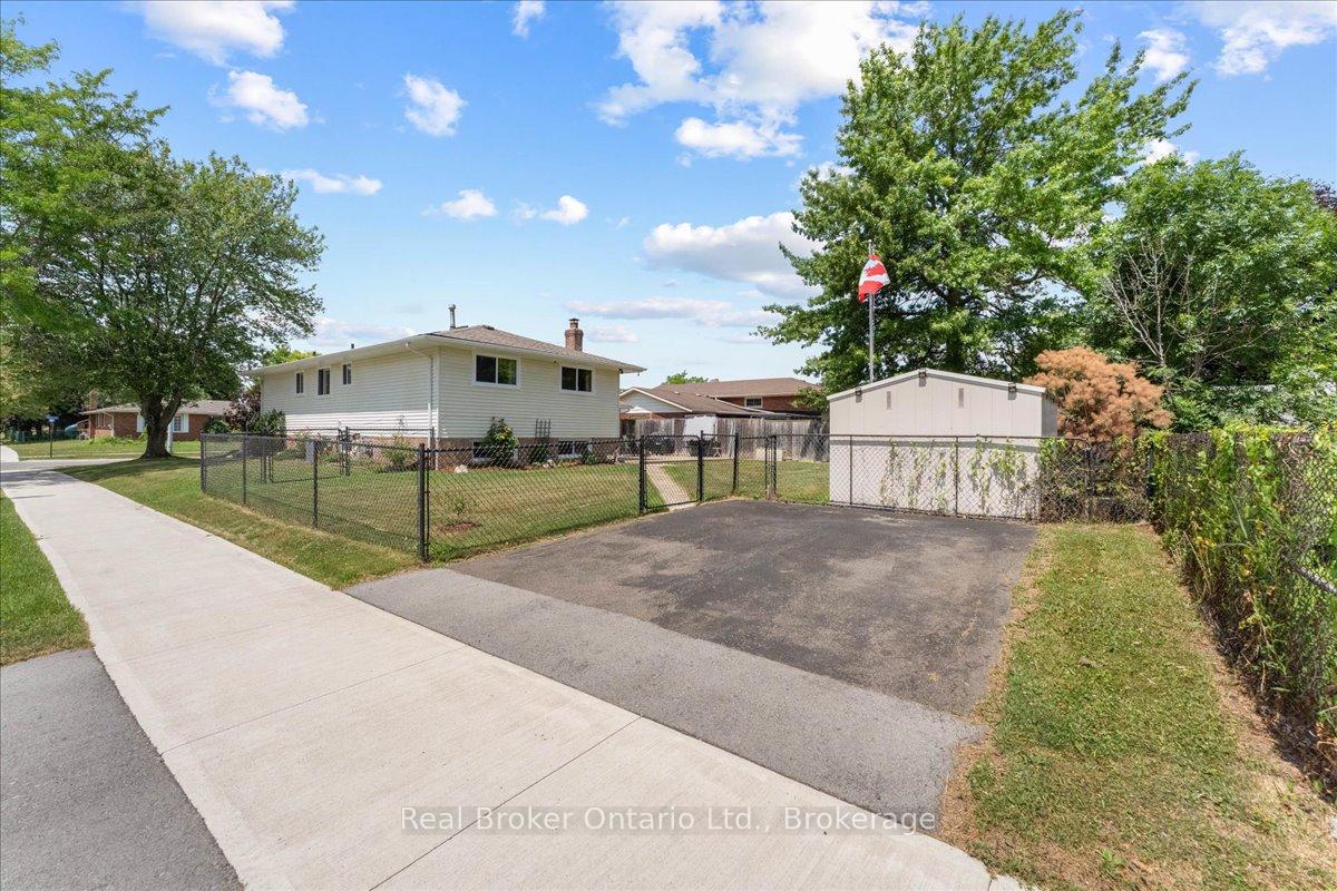 Photo 43 of 4 Steven Street, Welland, Prince Charles — HOMEH