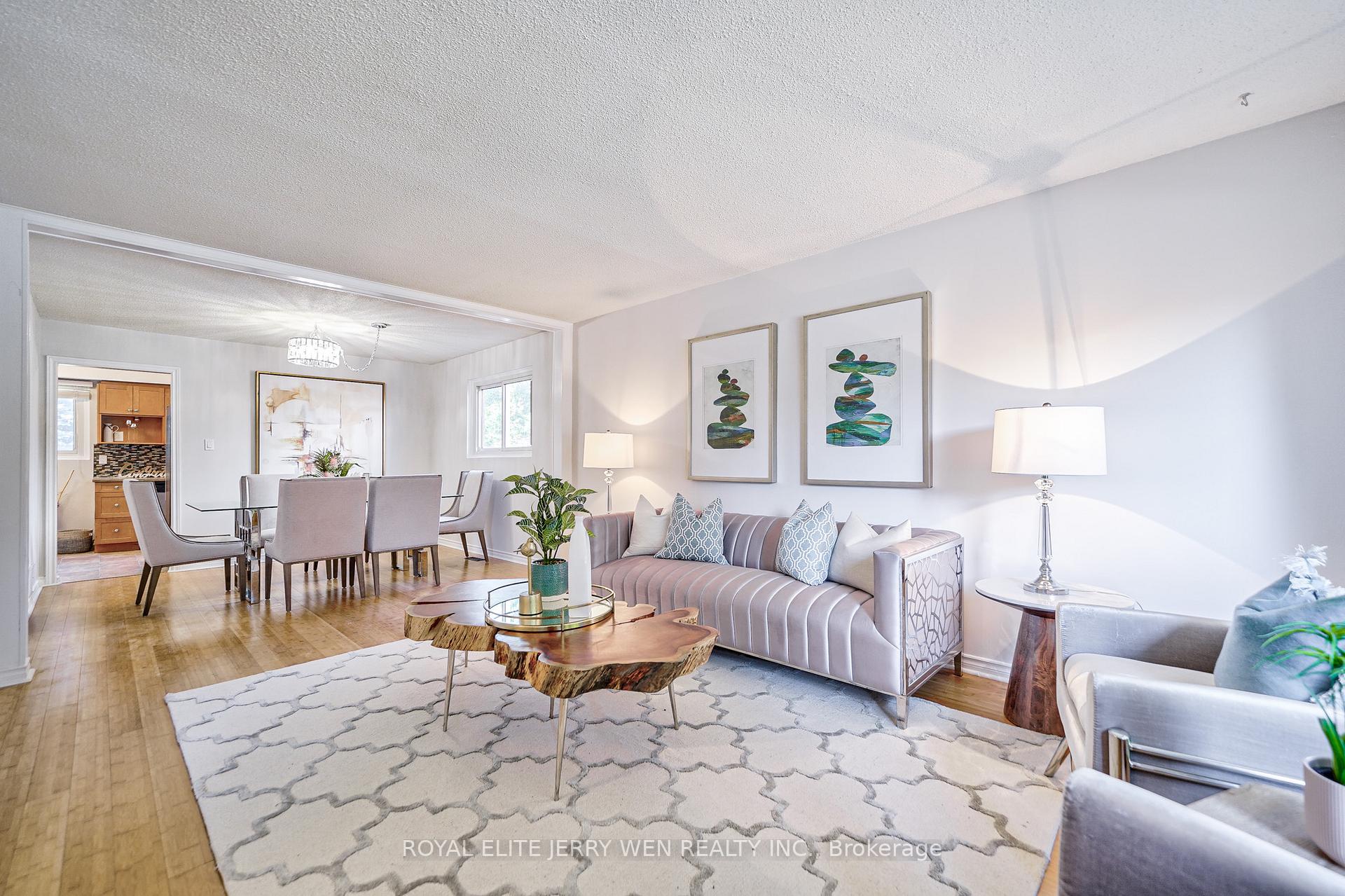 Photo 2 of 8 Deerfield Court, Whitby, Lynde Creek — HOMEH