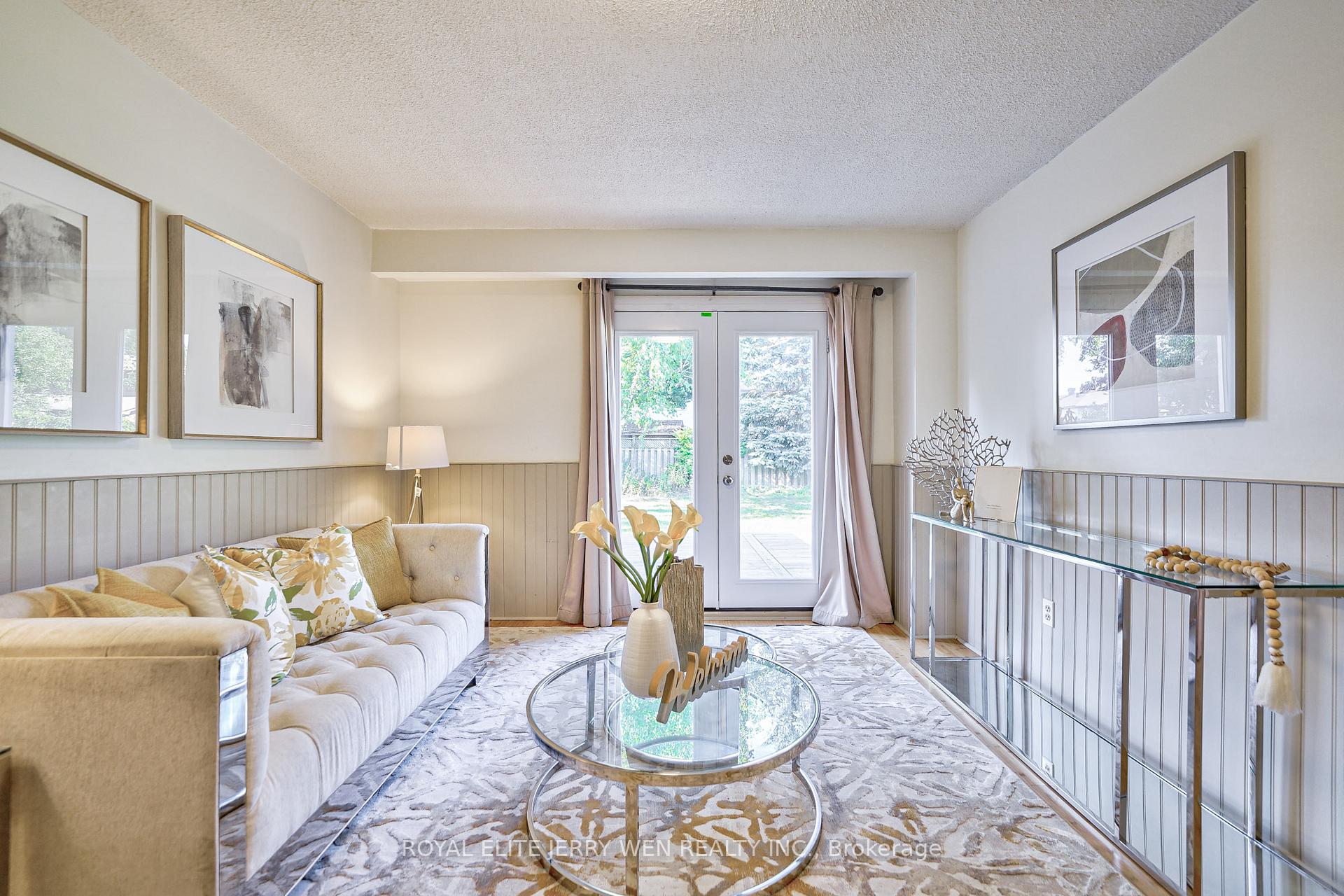 Photo 6 of 8 Deerfield Court, Whitby, Lynde Creek — HOMEH