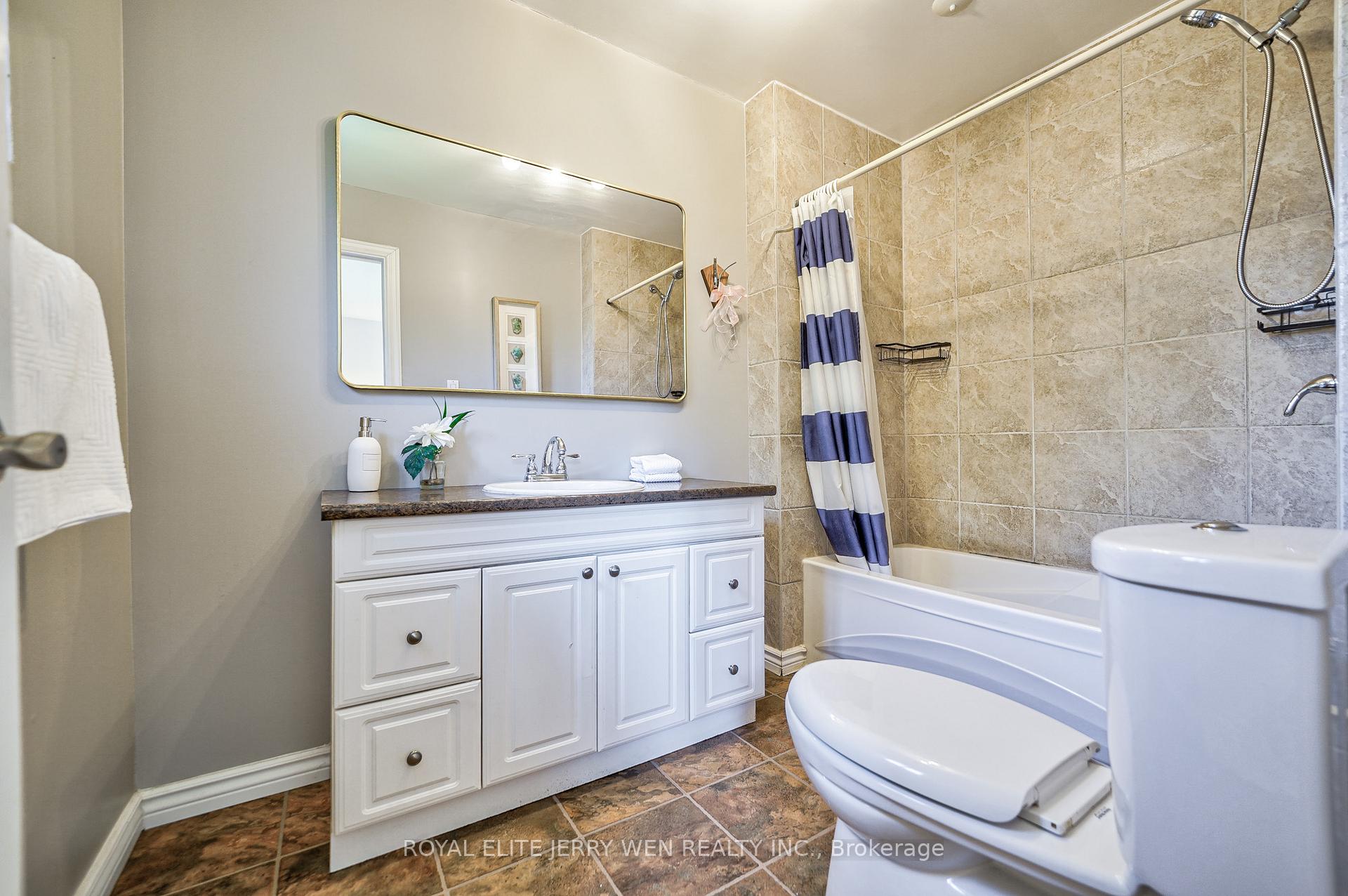 Photo 24 of 8 Deerfield Court, Whitby, Lynde Creek — HOMEH