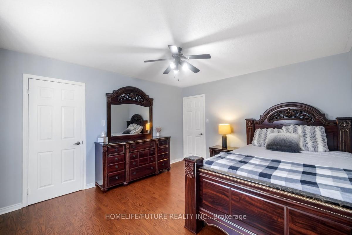 Photo 23 of 56 Ringwood Drive, Whitby, Rolling Acres — HOMEH