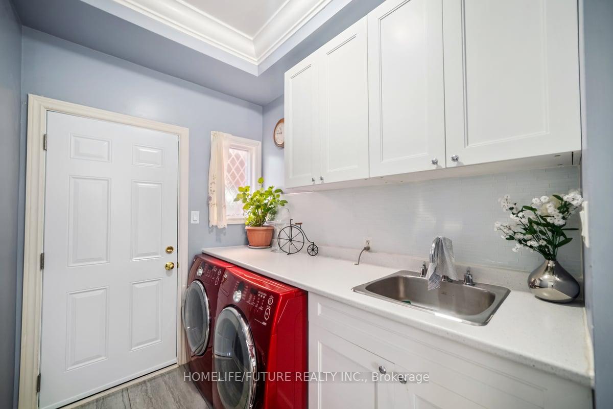 Photo 28 of 56 Ringwood Drive, Whitby, Rolling Acres — HOMEH