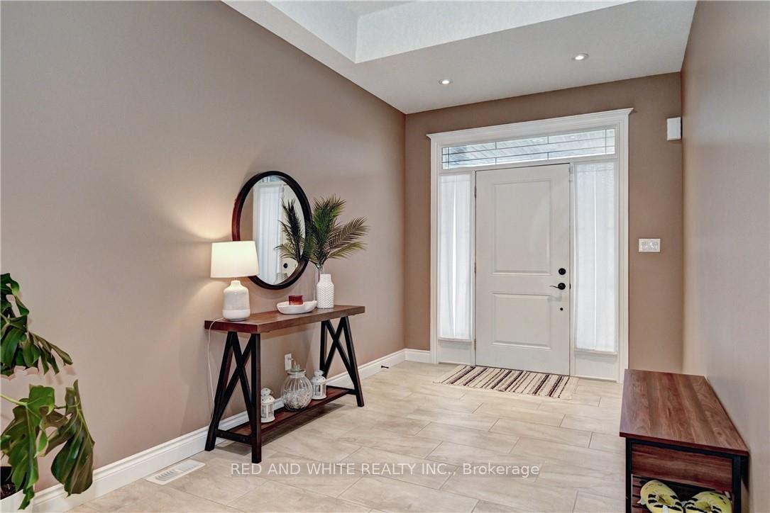 Photo 1 of 220 Ladyslipper Drive, Waterloo — HOMEH