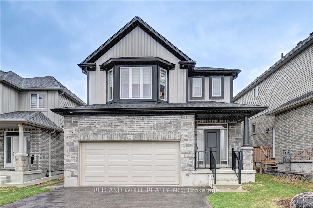 Photo 5 of 220 Ladyslipper Drive, Waterloo — HOMEH