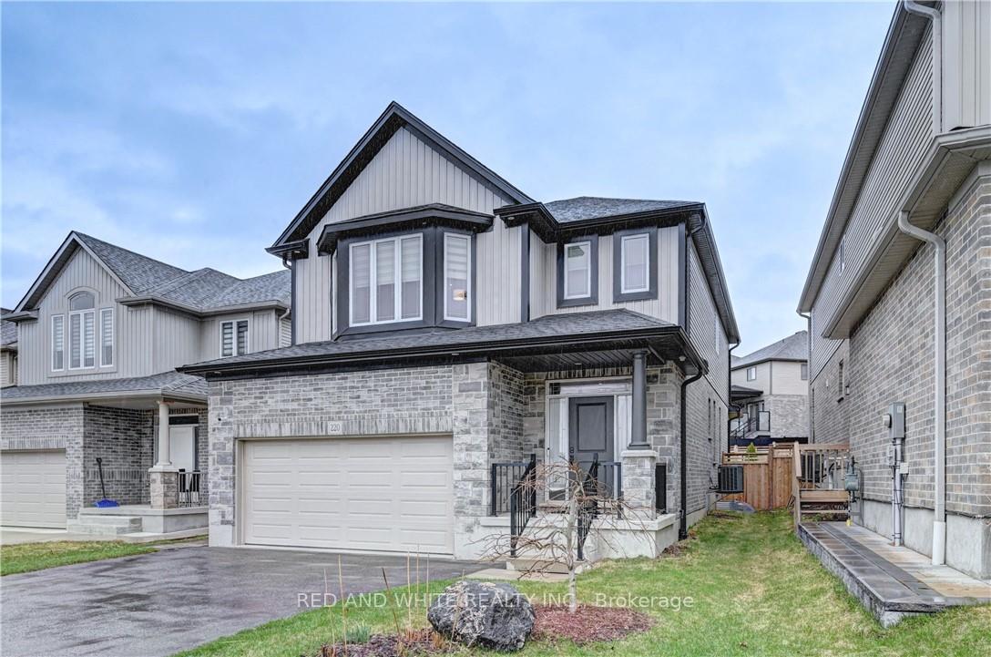 Photo 8 of 220 Ladyslipper Drive, Waterloo — HOMEH
