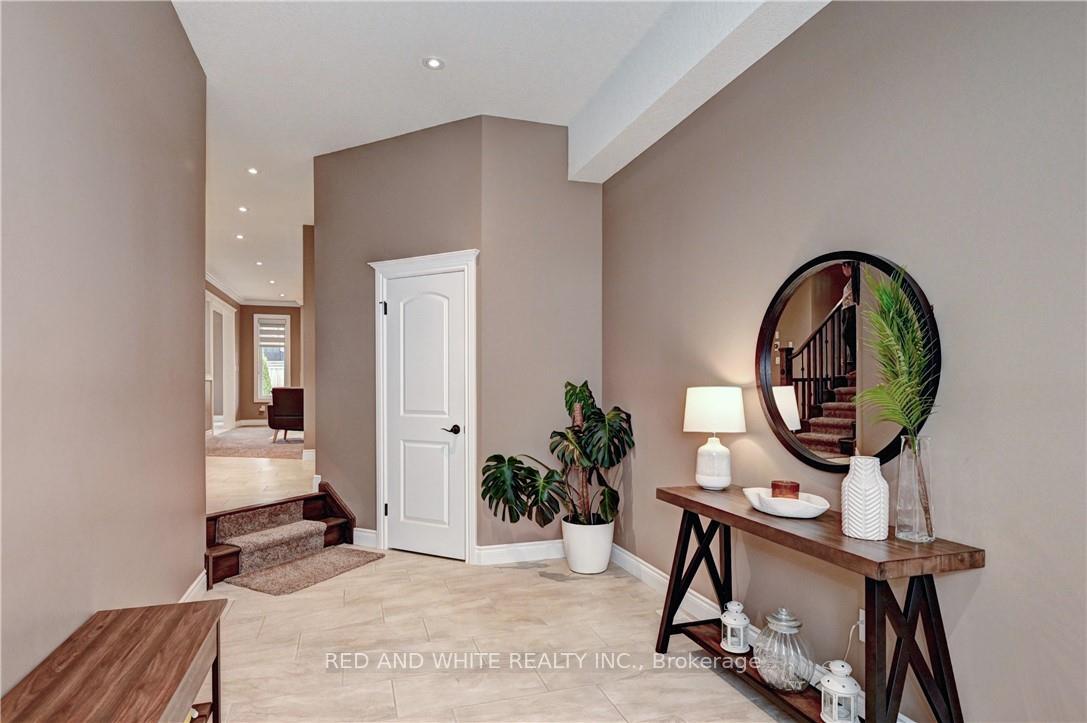 Photo 9 of 220 Ladyslipper Drive, Waterloo — HOMEH
