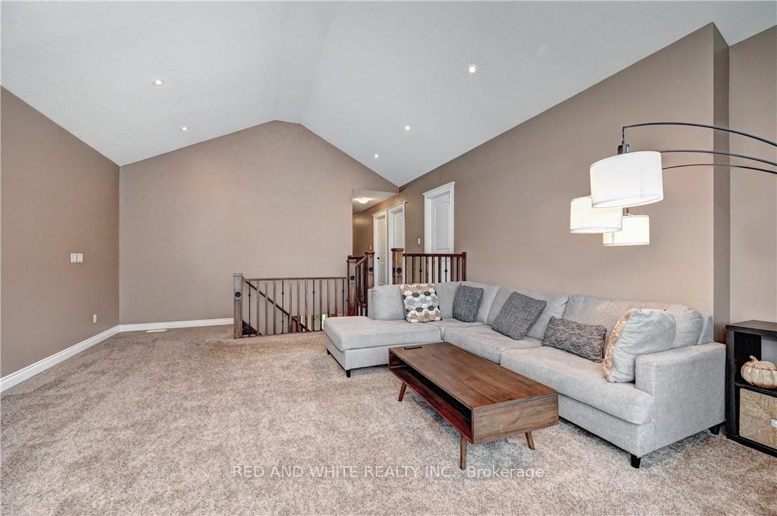 Photo 17 of 220 Ladyslipper Drive, Waterloo — HOMEH