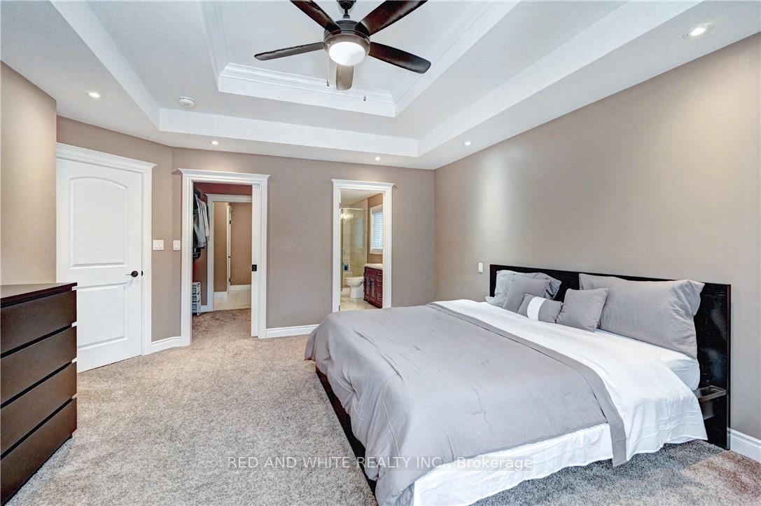 Photo 24 of 220 Ladyslipper Drive, Waterloo — HOMEH