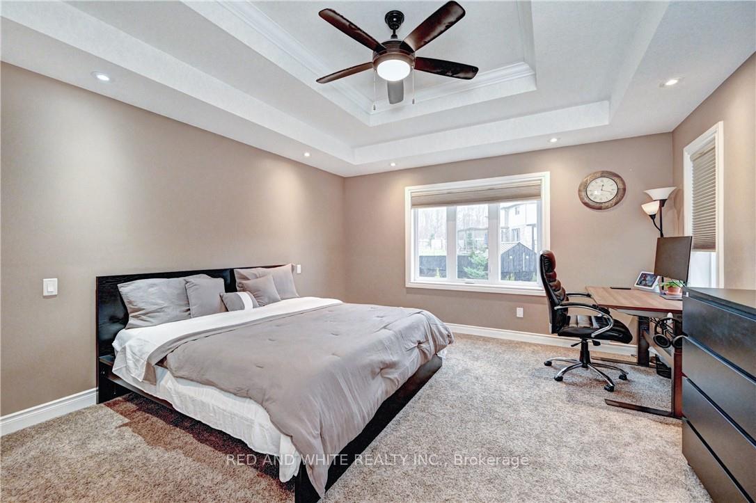 Photo 25 of 220 Ladyslipper Drive, Waterloo — HOMEH