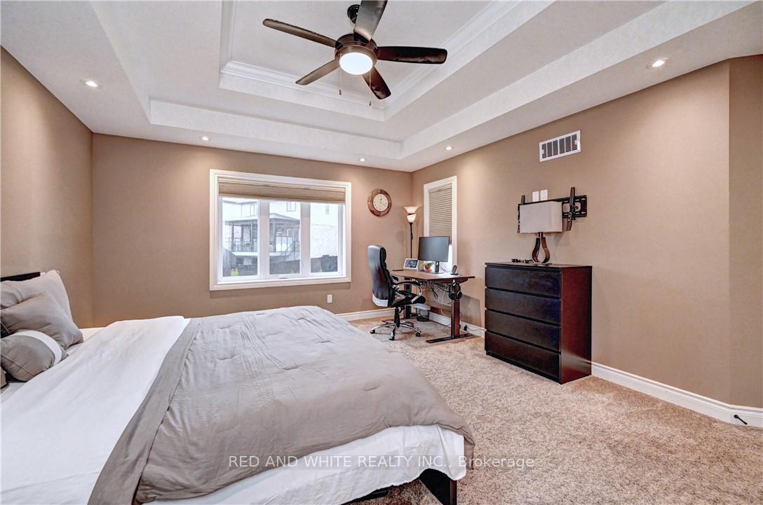 Photo 26 of 220 Ladyslipper Drive, Waterloo — HOMEH
