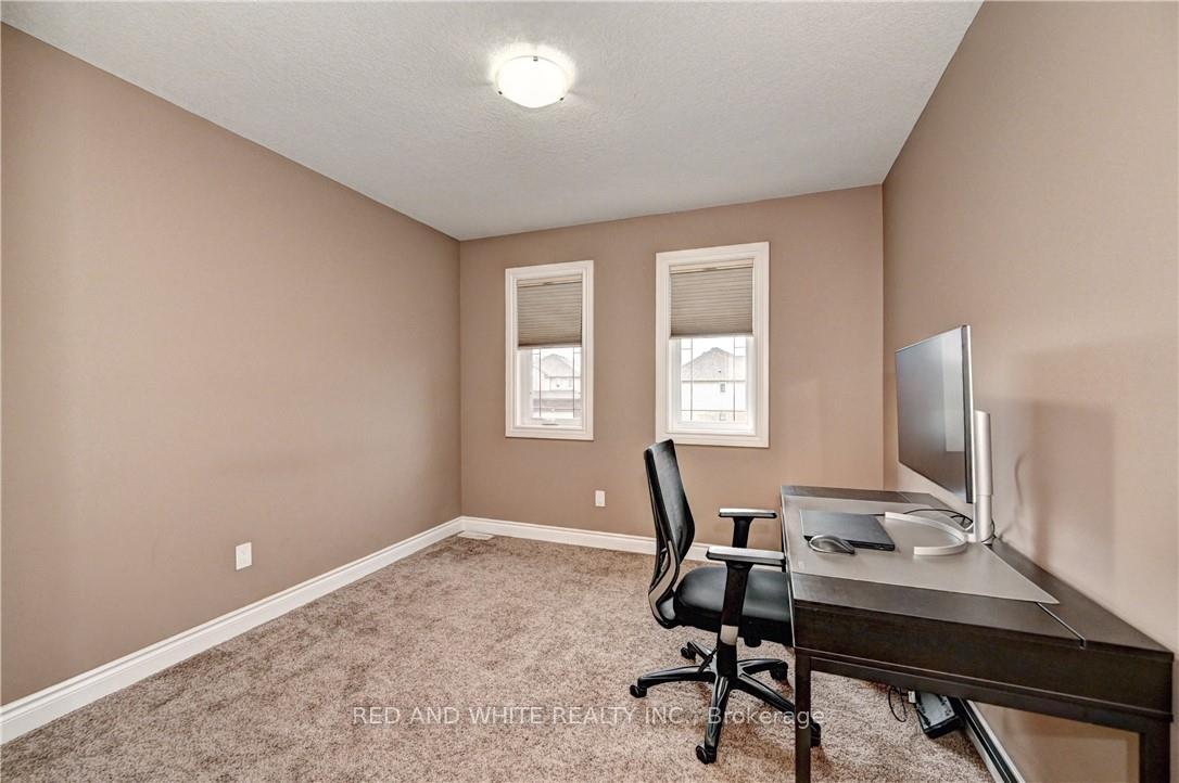 Photo 33 of 220 Ladyslipper Drive, Waterloo — HOMEH