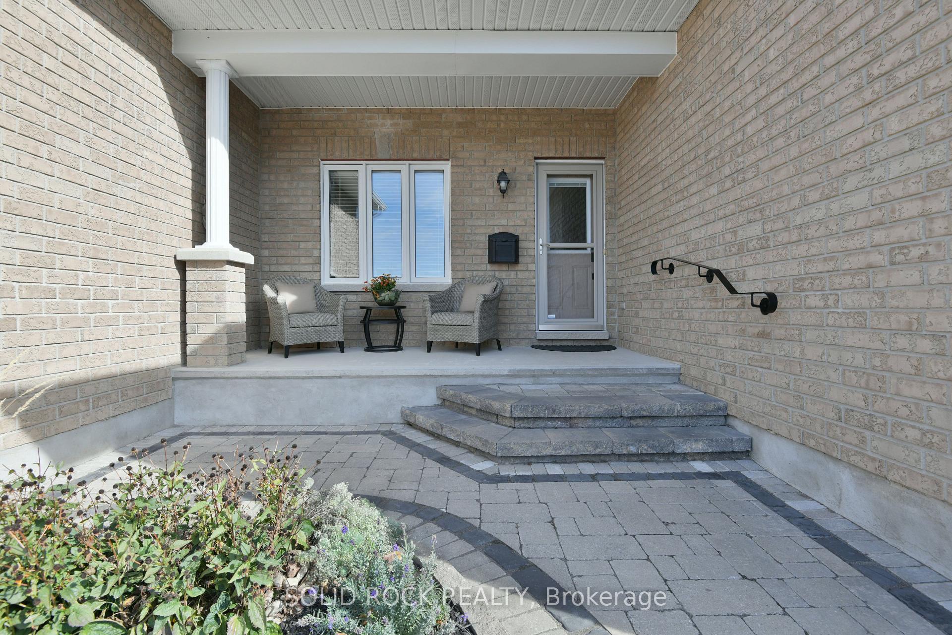 Photo 5 of 24 Moe Robillard Street, Arnprior — HOMEH