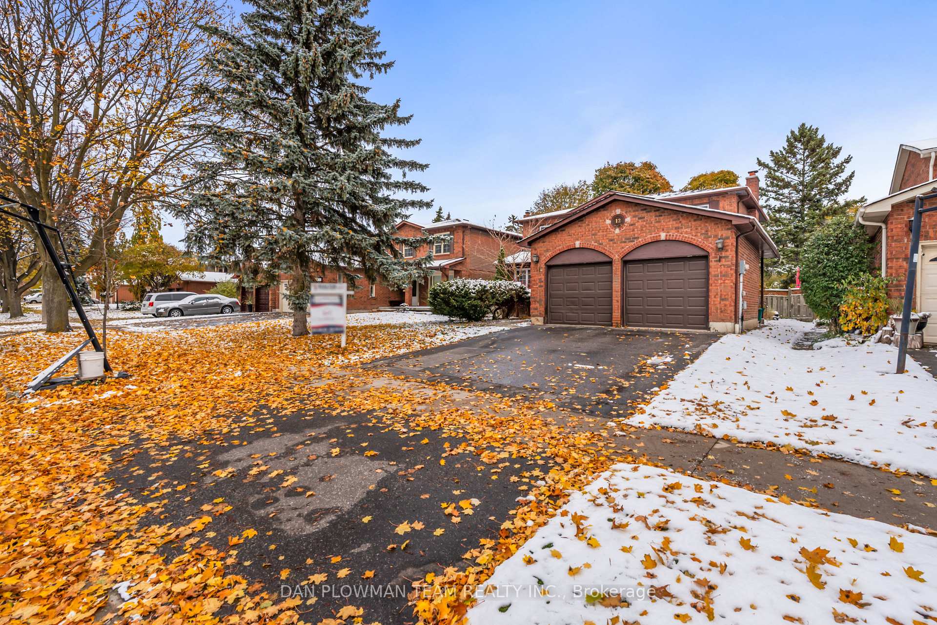 Photo 2 of 12 Robinson Crescent, Whitby, Pringle Creek — HOMEH