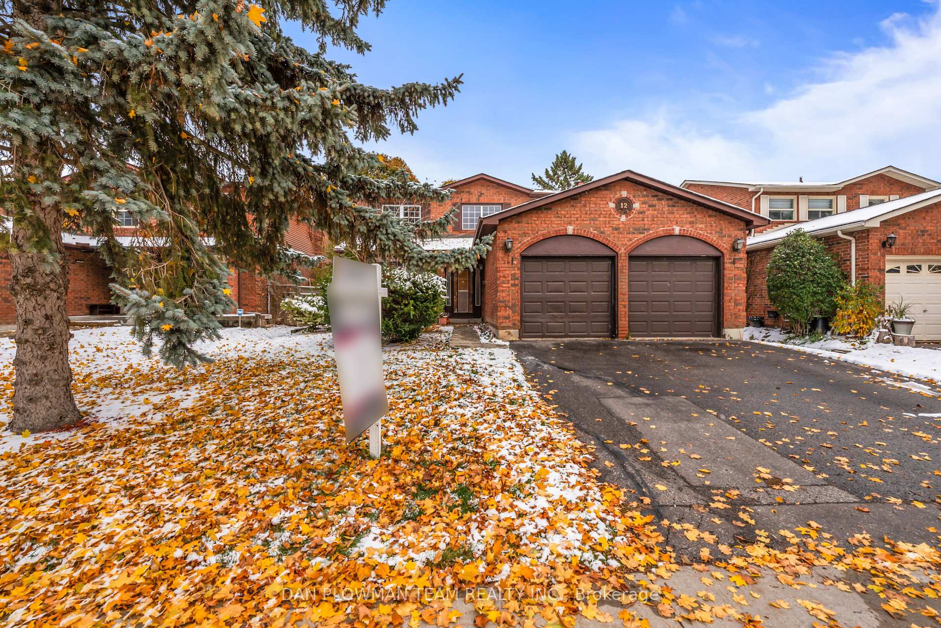 Photo 3 of 12 Robinson Crescent, Whitby, Pringle Creek — HOMEH