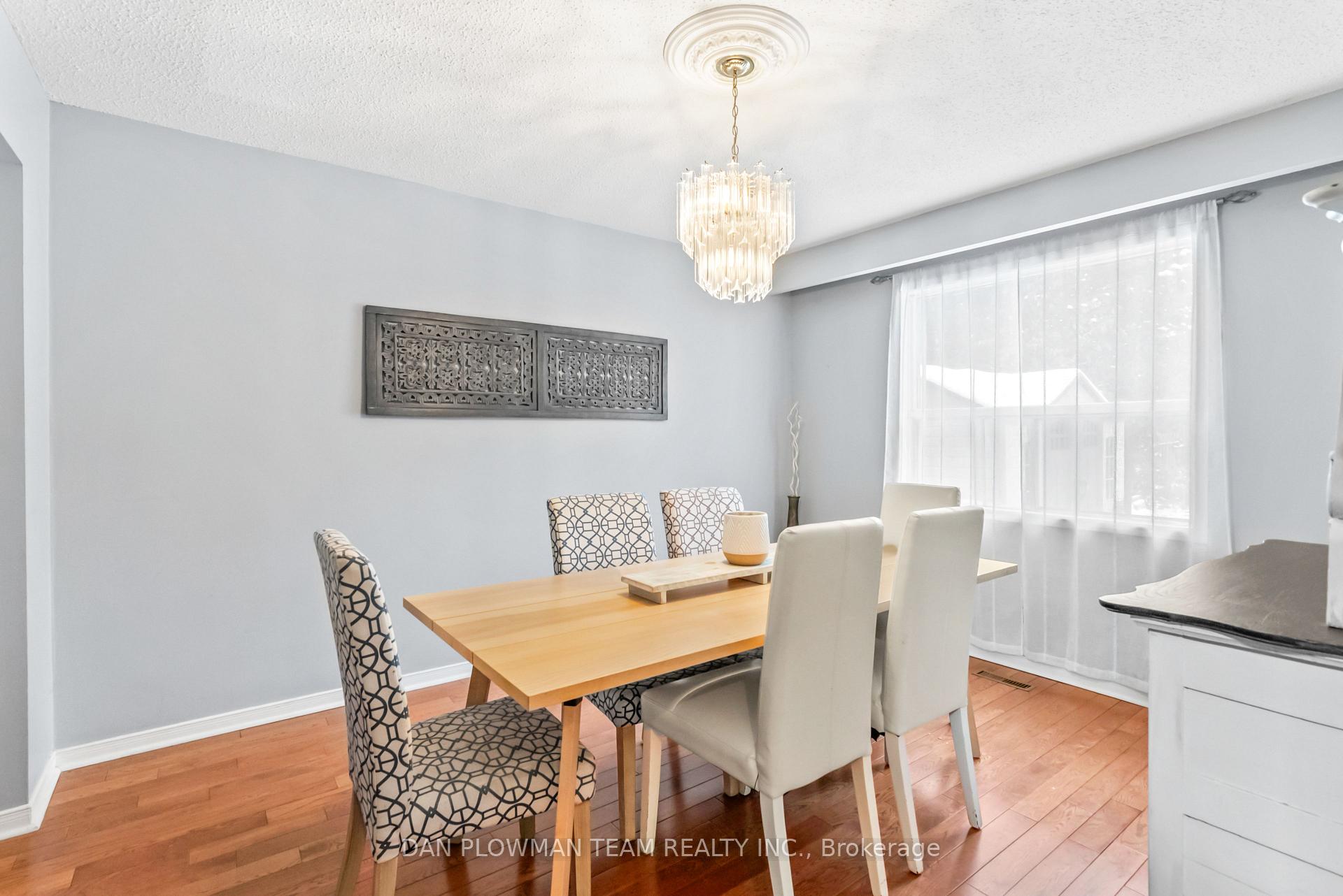 Photo 10 of 12 Robinson Crescent, Whitby, Pringle Creek — HOMEH