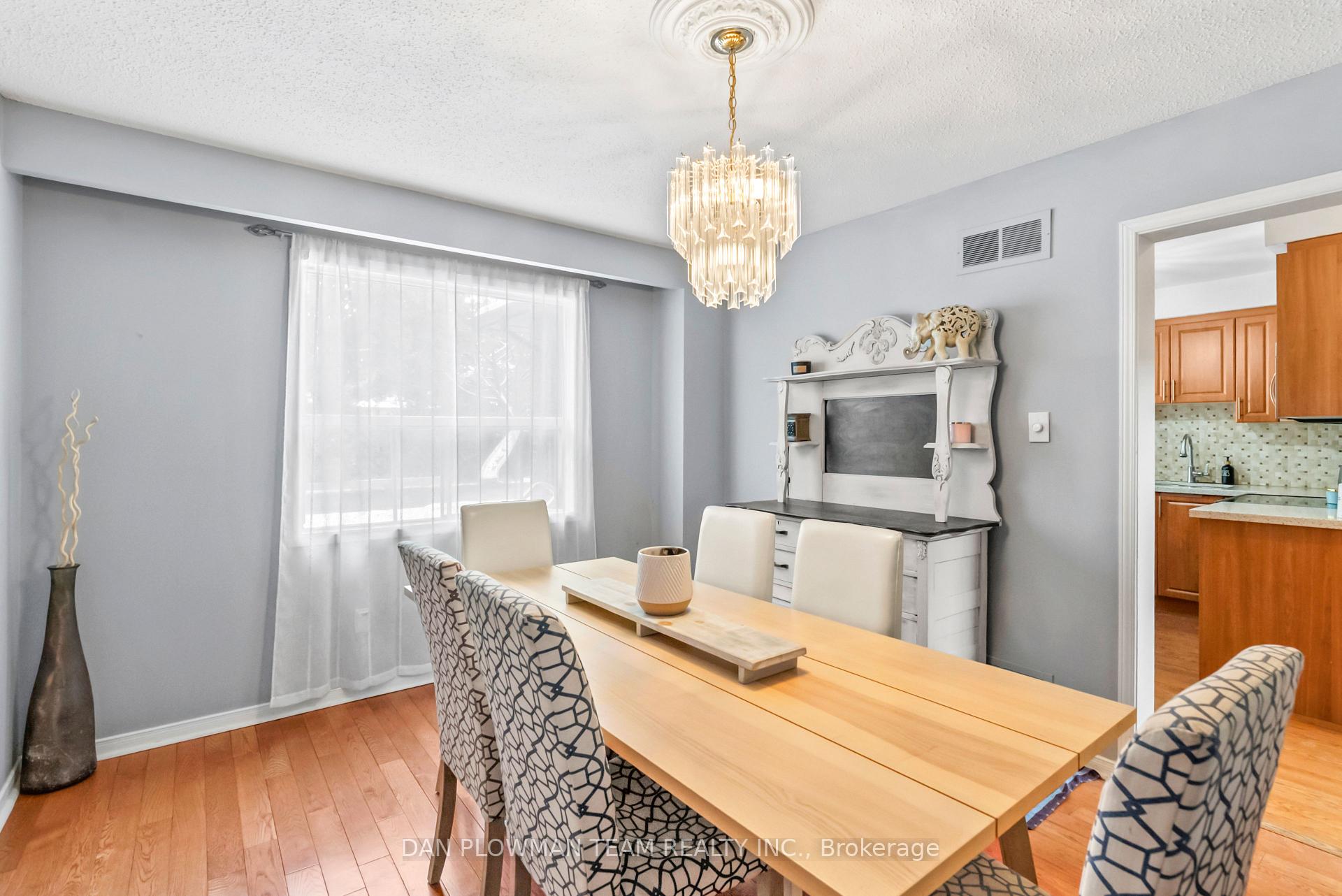 Photo 11 of 12 Robinson Crescent, Whitby, Pringle Creek — HOMEH