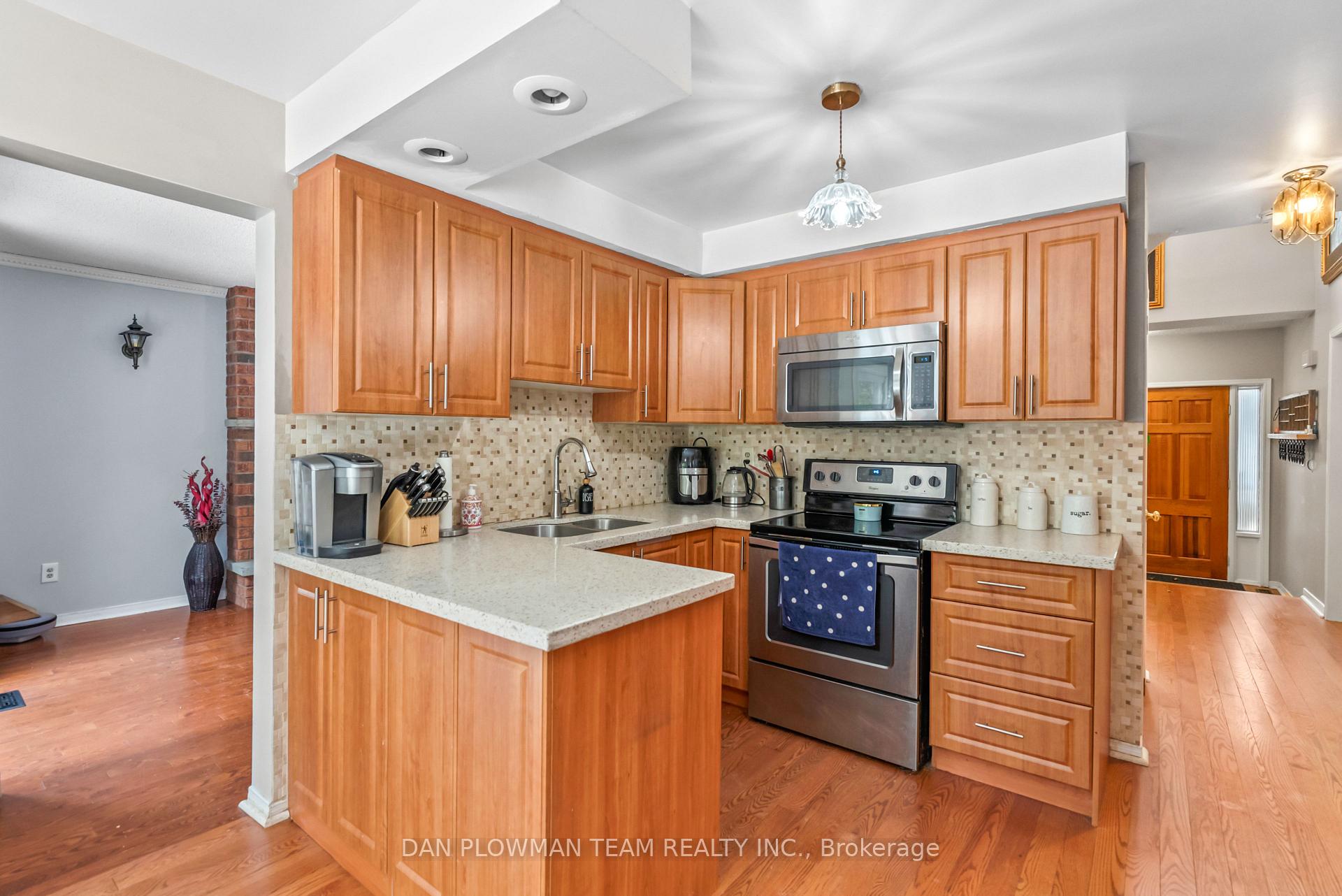 Photo 14 of 12 Robinson Crescent, Whitby, Pringle Creek — HOMEH