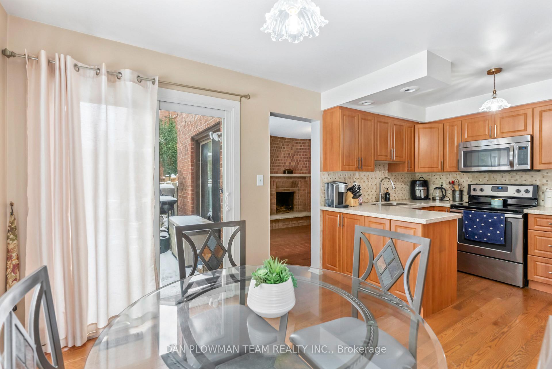 Photo 17 of 12 Robinson Crescent, Whitby, Pringle Creek — HOMEH