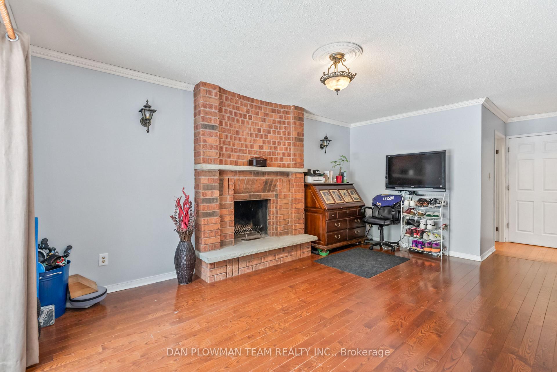 Photo 18 of 12 Robinson Crescent, Whitby, Pringle Creek — HOMEH