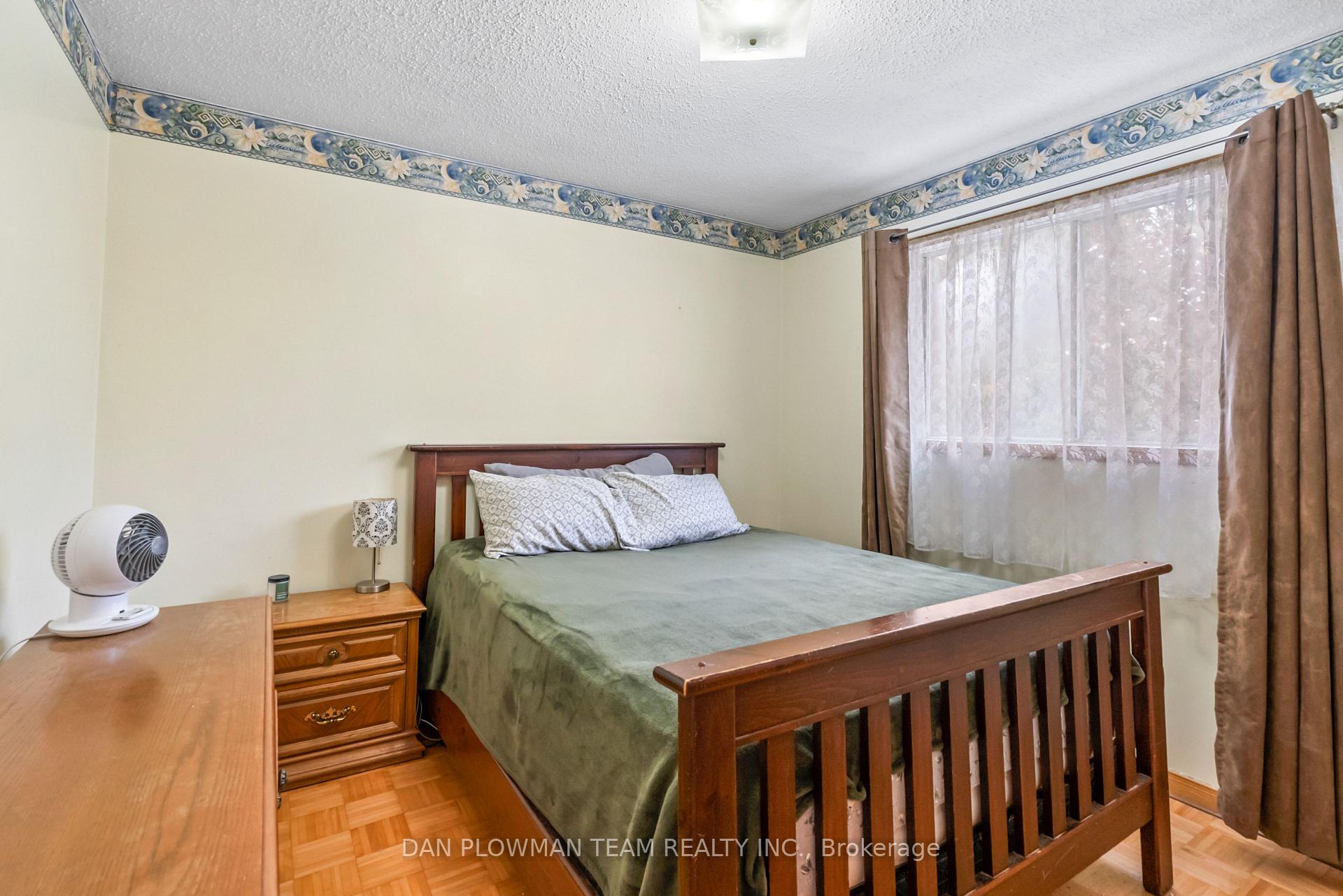 Photo 28 of 12 Robinson Crescent, Whitby, Pringle Creek — HOMEH
