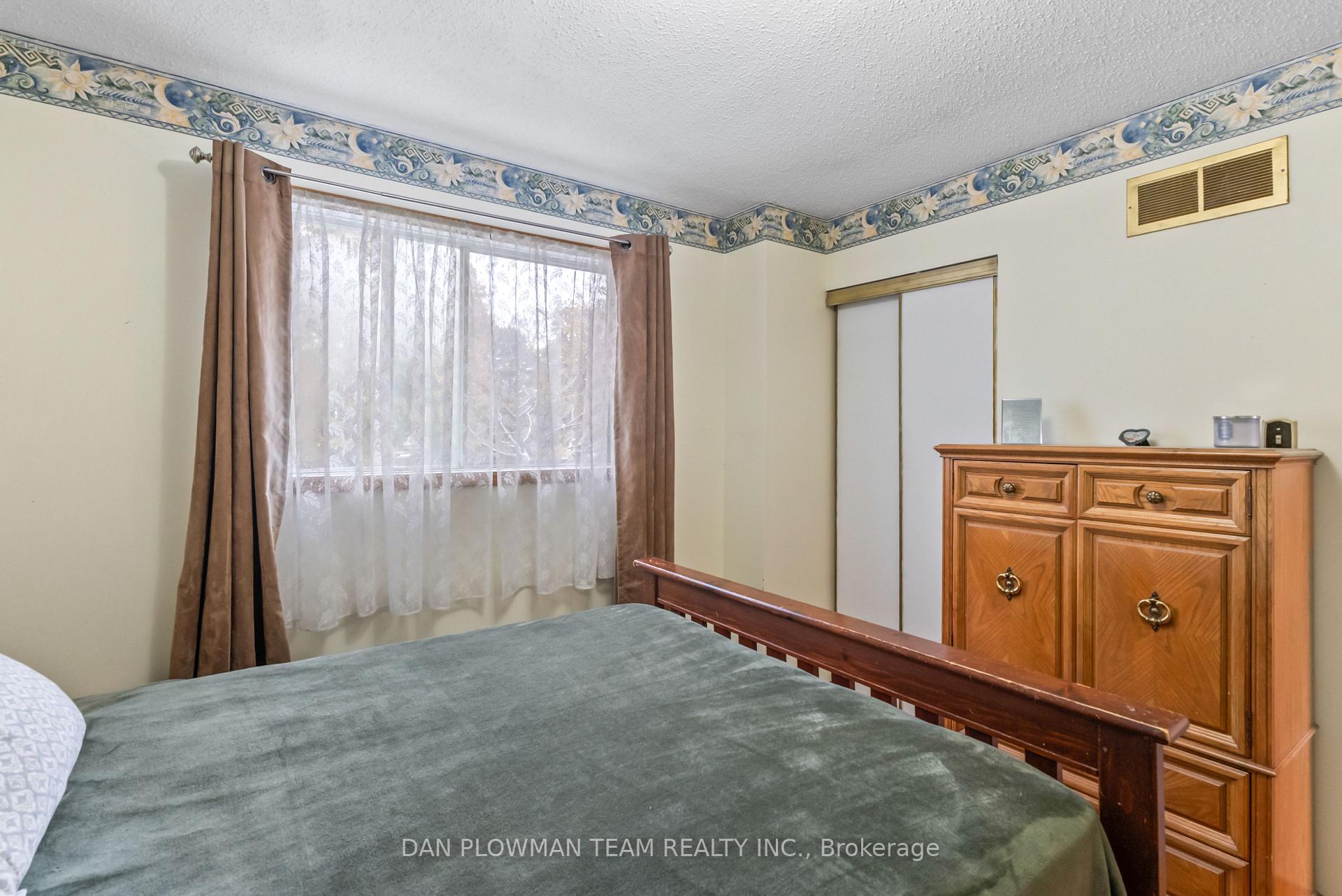 Photo 29 of 12 Robinson Crescent, Whitby, Pringle Creek — HOMEH