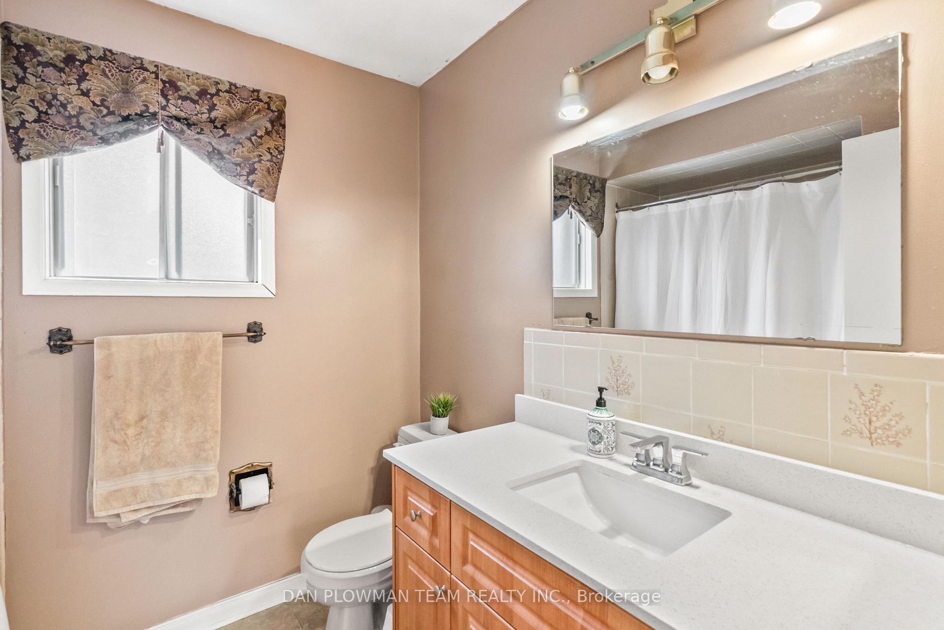 Photo 30 of 12 Robinson Crescent, Whitby, Pringle Creek — HOMEH