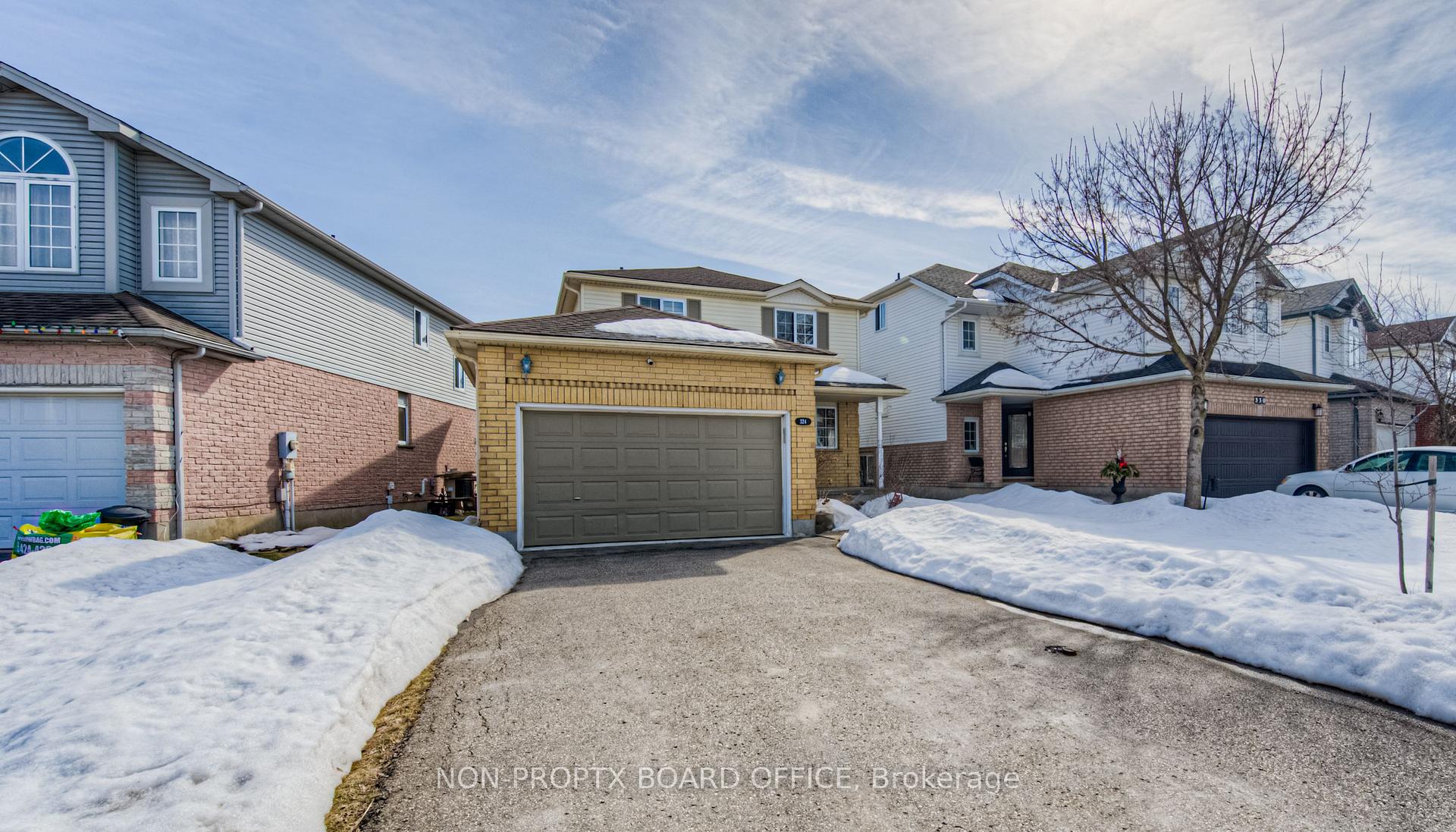 Photo 2 of 324 Havendale Crescent, Waterloo — HOMEH