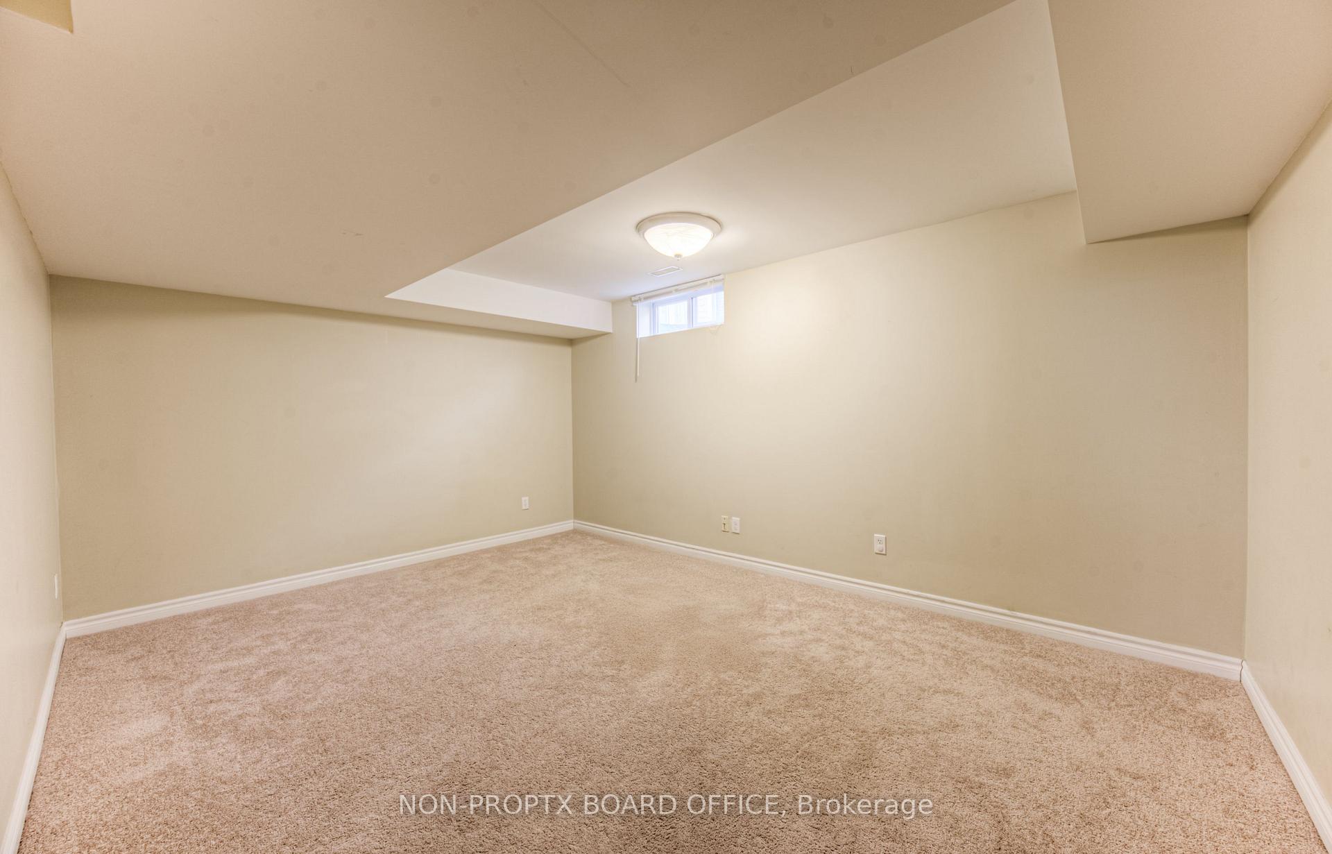 Photo 18 of 324 Havendale Crescent, Waterloo — HOMEH
