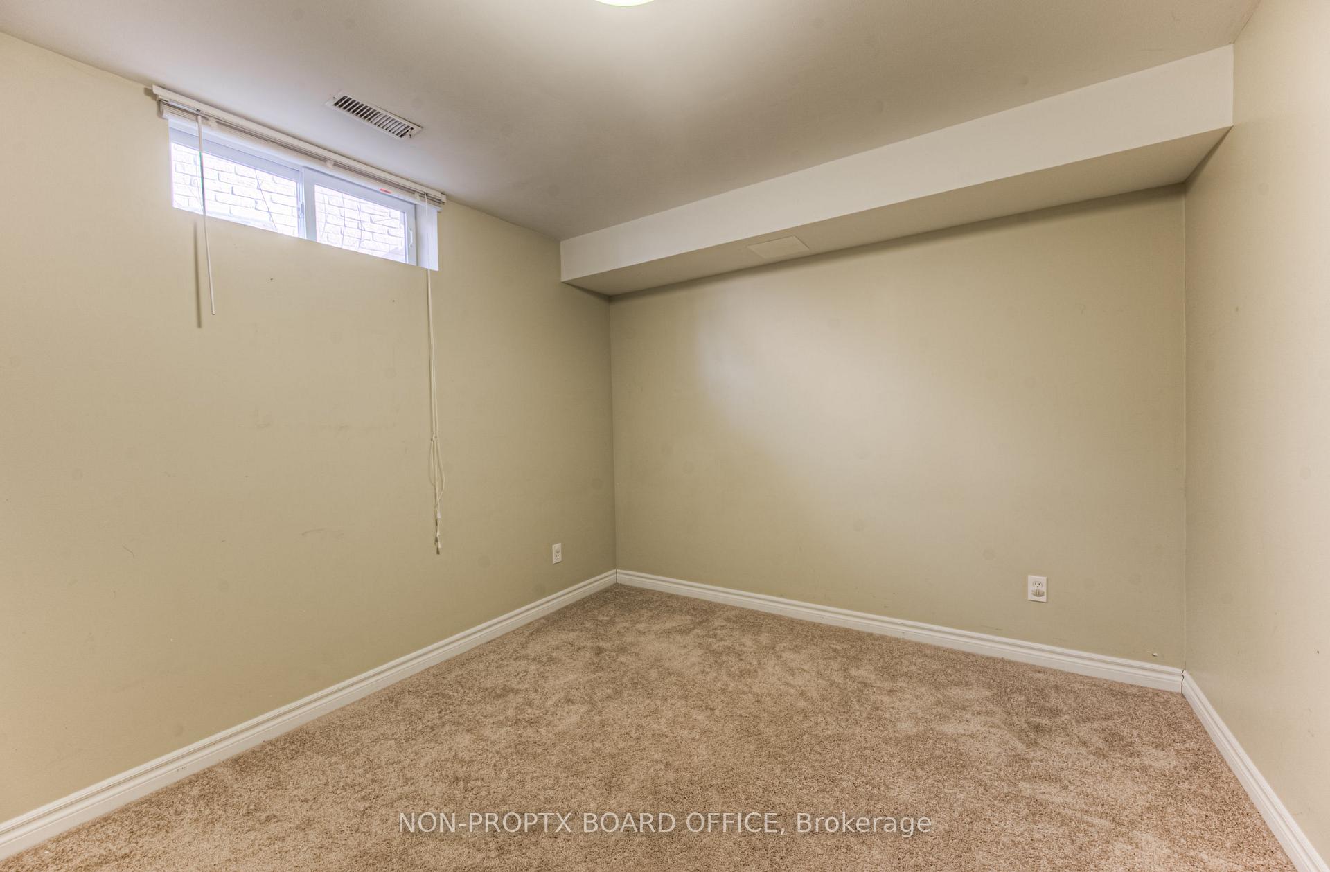 Photo 23 of 324 Havendale Crescent, Waterloo — HOMEH