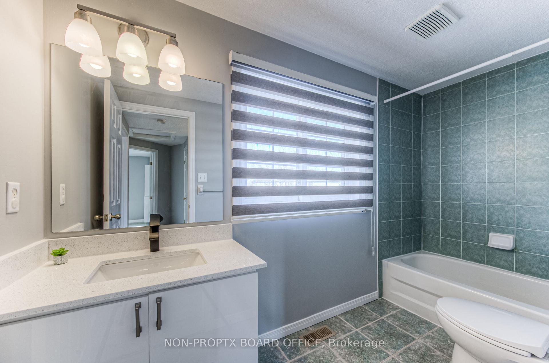 Photo 33 of 324 Havendale Crescent, Waterloo — HOMEH