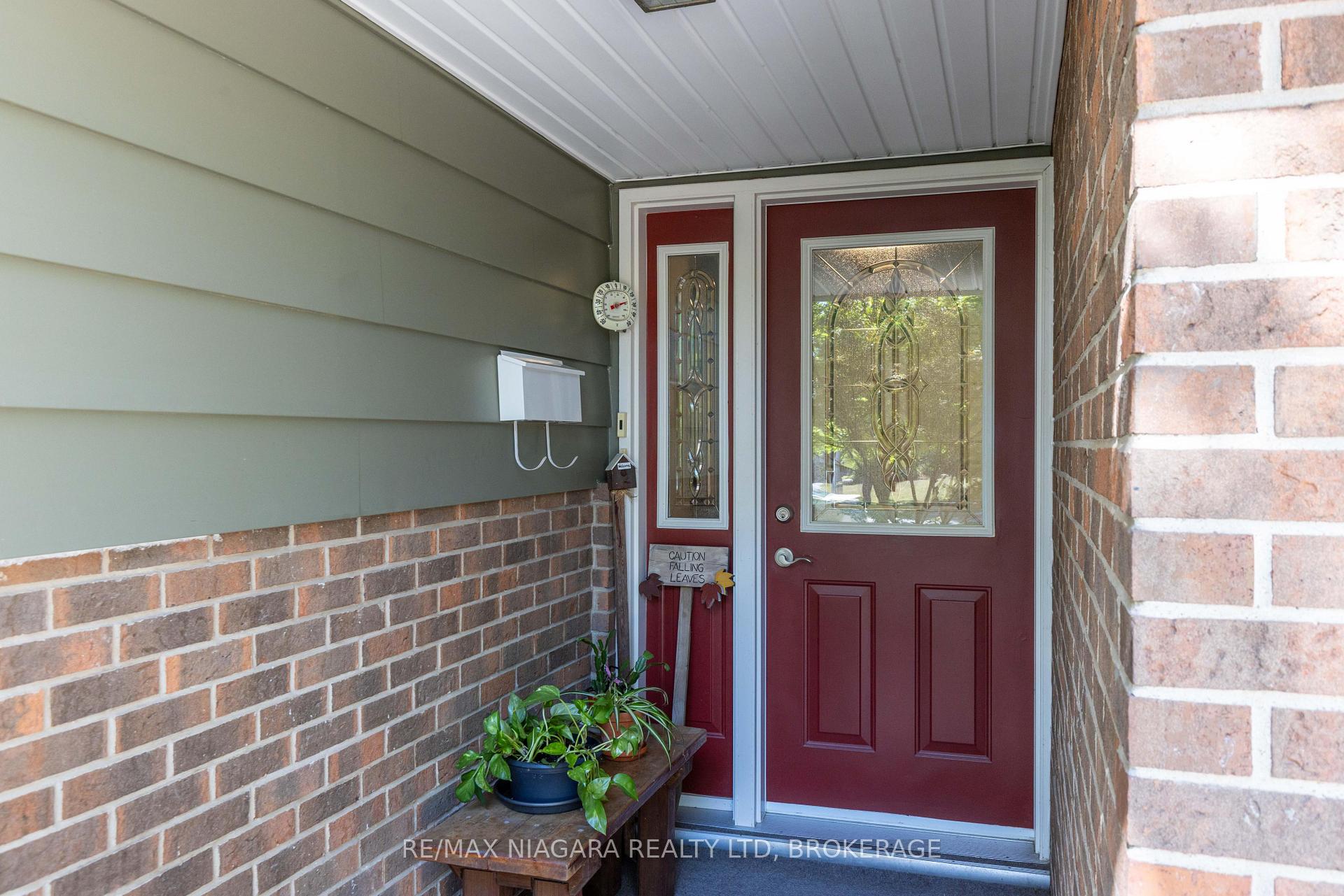 Photo 36 of 113 Royal Oak Drive, Welland, N. Welland — HOMEH