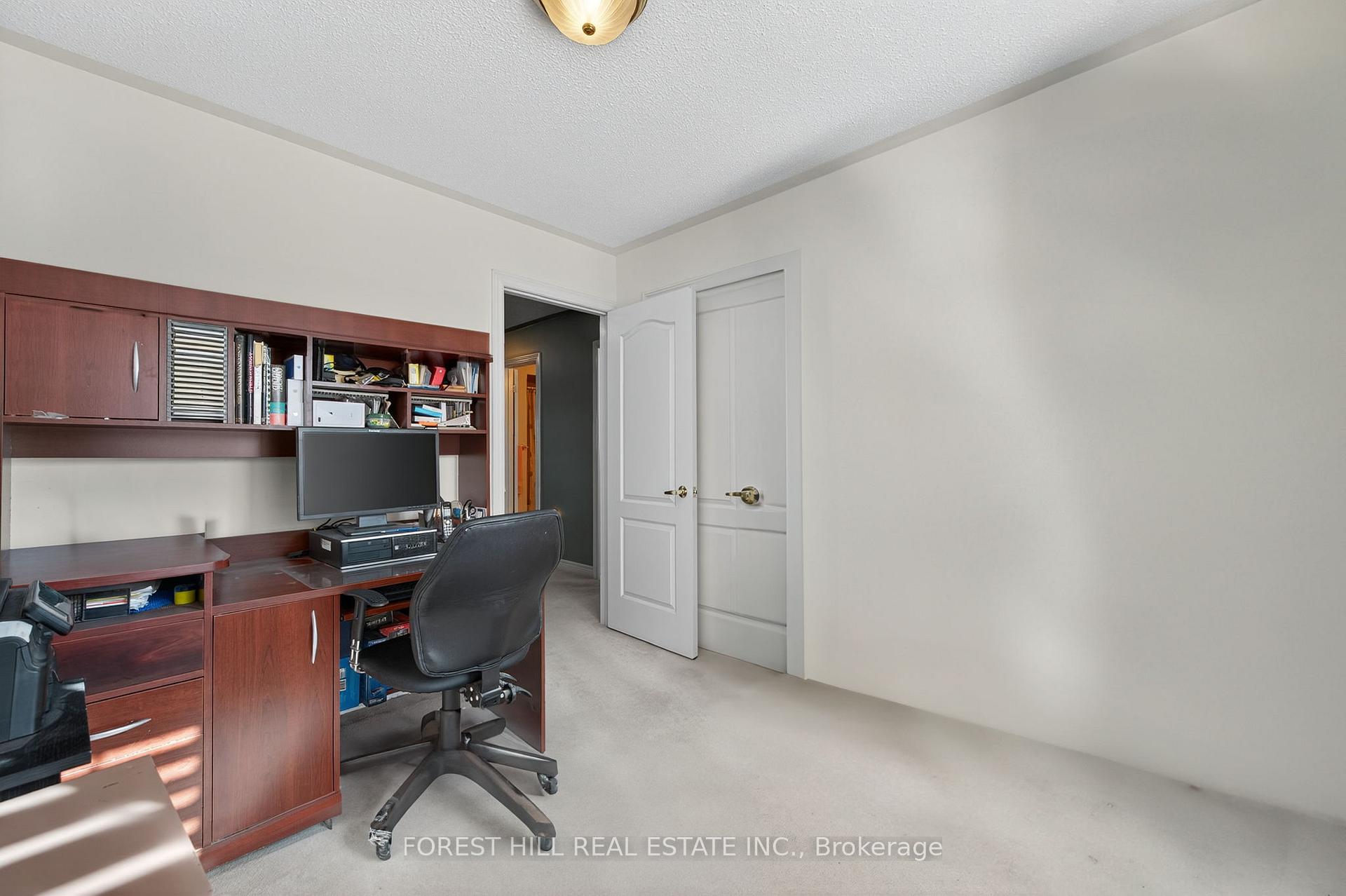 Photo 14 of 8 Mosswood Road, Vaughan, Patterson — HOMEH