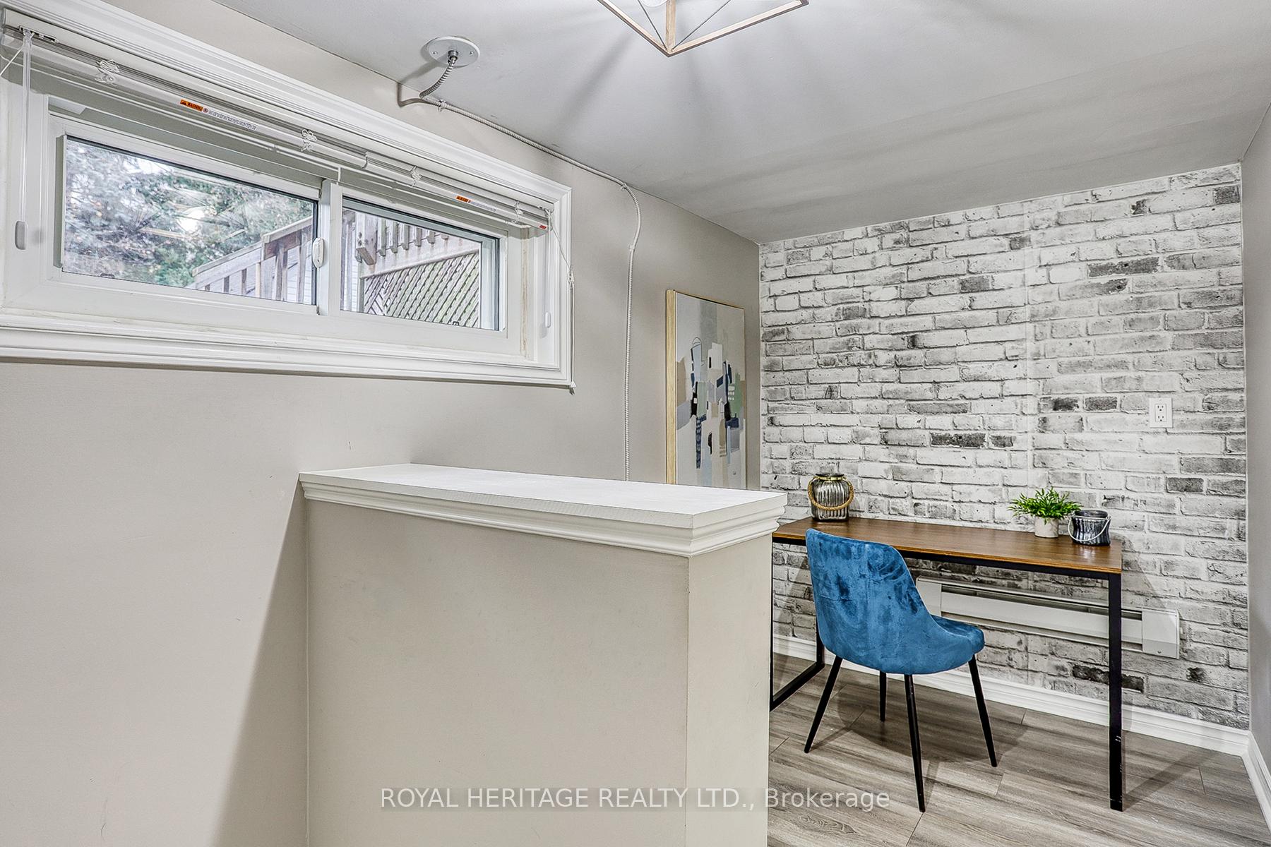 Photo 18 of 206 Craydon Road, Whitby, Downtown Whitby — HOMEH