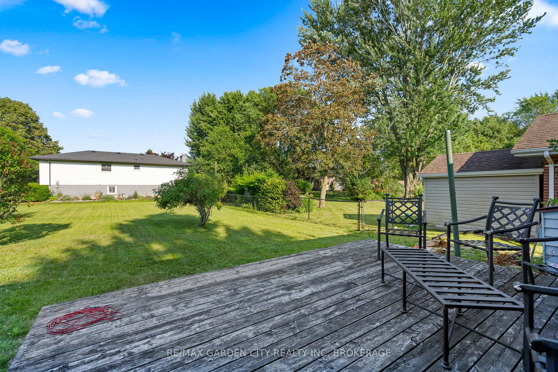 Photo 28 of 304 First Avenue, Welland, N. Welland — HOMEH