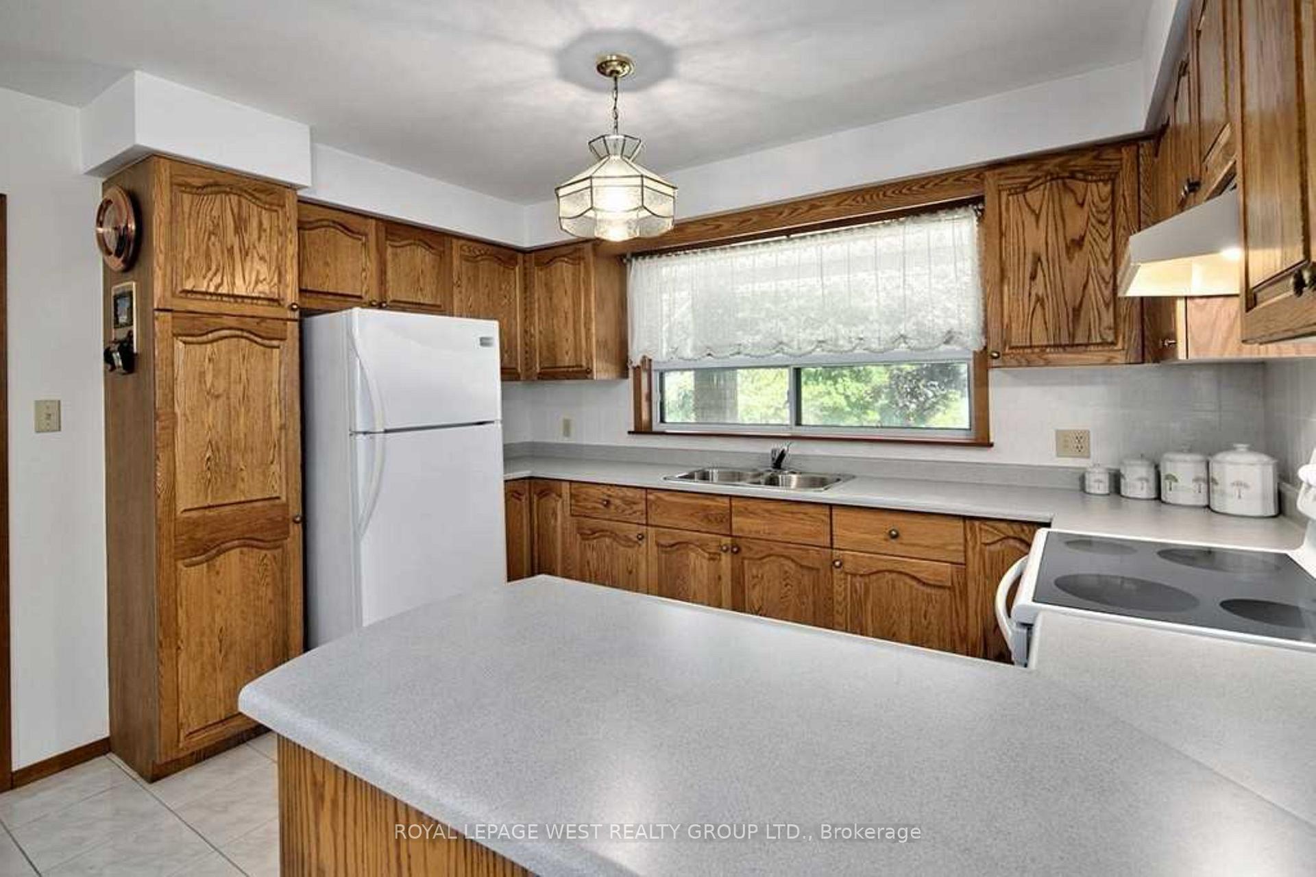 Photo 13 of 13 Sunward Drive, Wasaga Beach — HOMEH