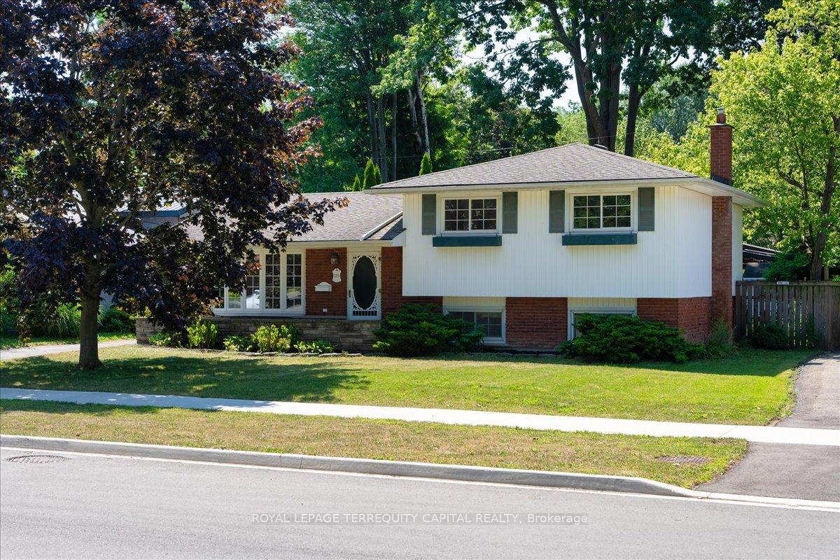 Front of 125 Maureen Avenue