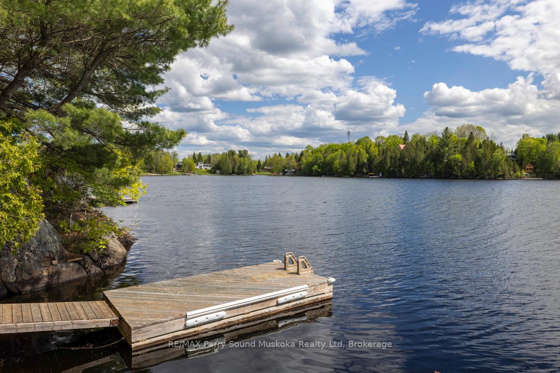 Photo 3 of 213 Dunchurch Estates Road, Whitestone — HOMEH