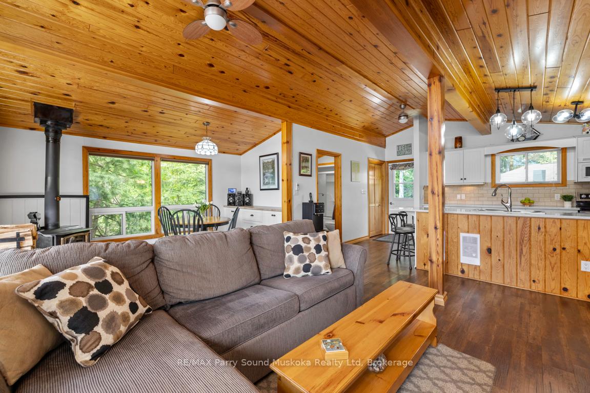 Photo 19 of 213 Dunchurch Estates Road, Whitestone — HOMEH