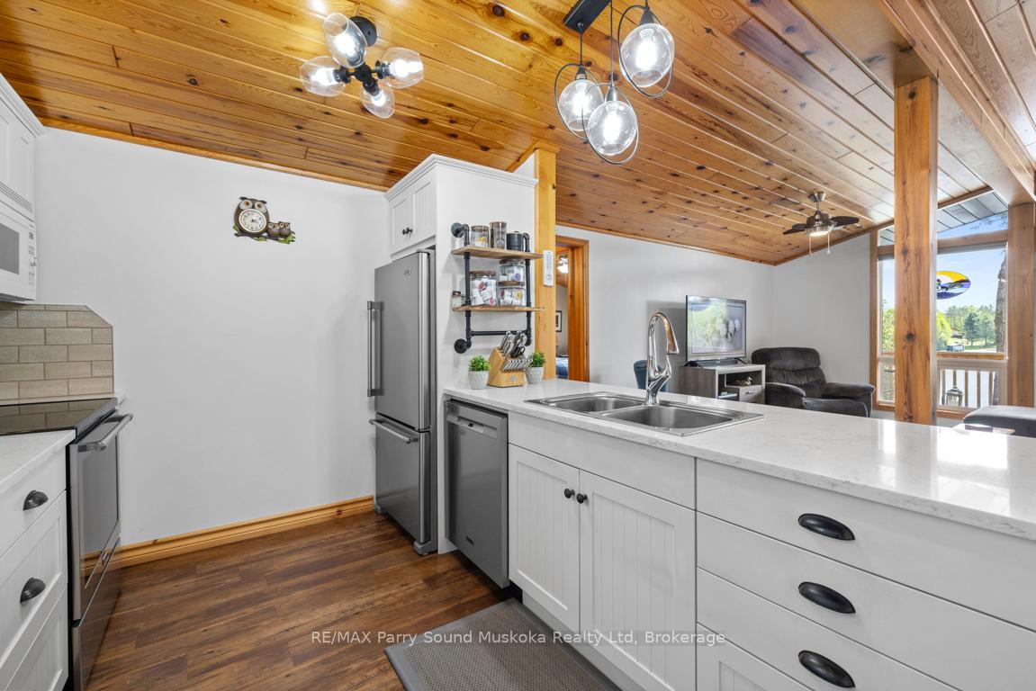Photo 23 of 213 Dunchurch Estates Road, Whitestone — HOMEH