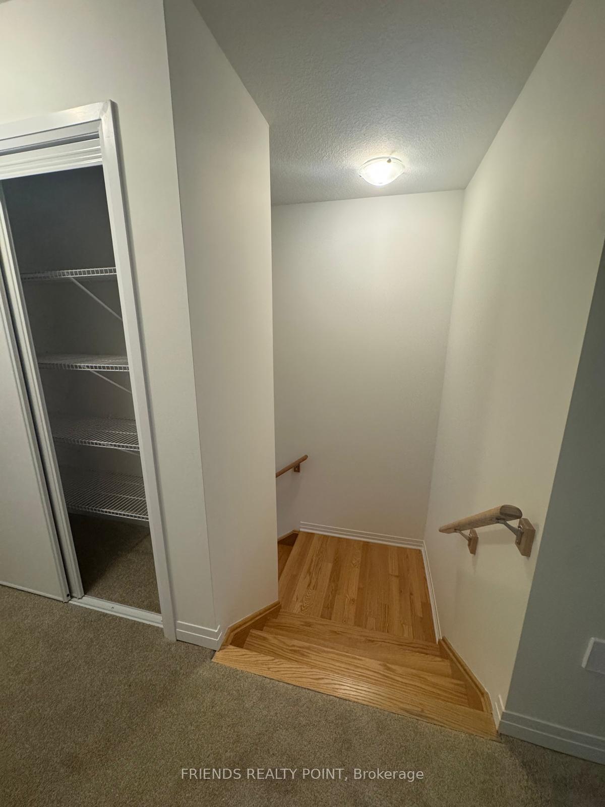 Photo 14 of 287 Westbridge Avenue, Welland, Dain City — HOMEH