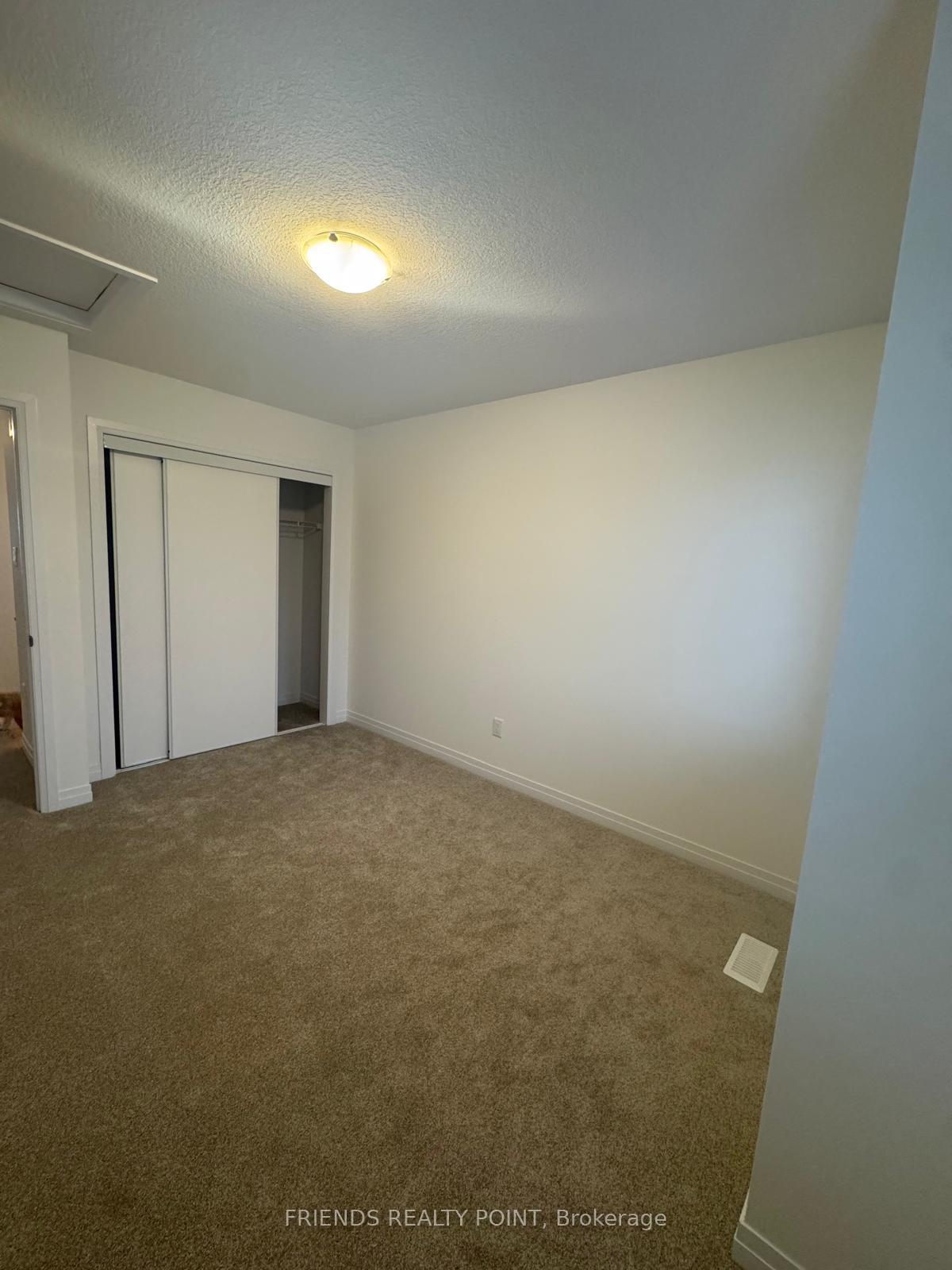 Photo 19 of 287 Westbridge Avenue, Welland, Dain City — HOMEH