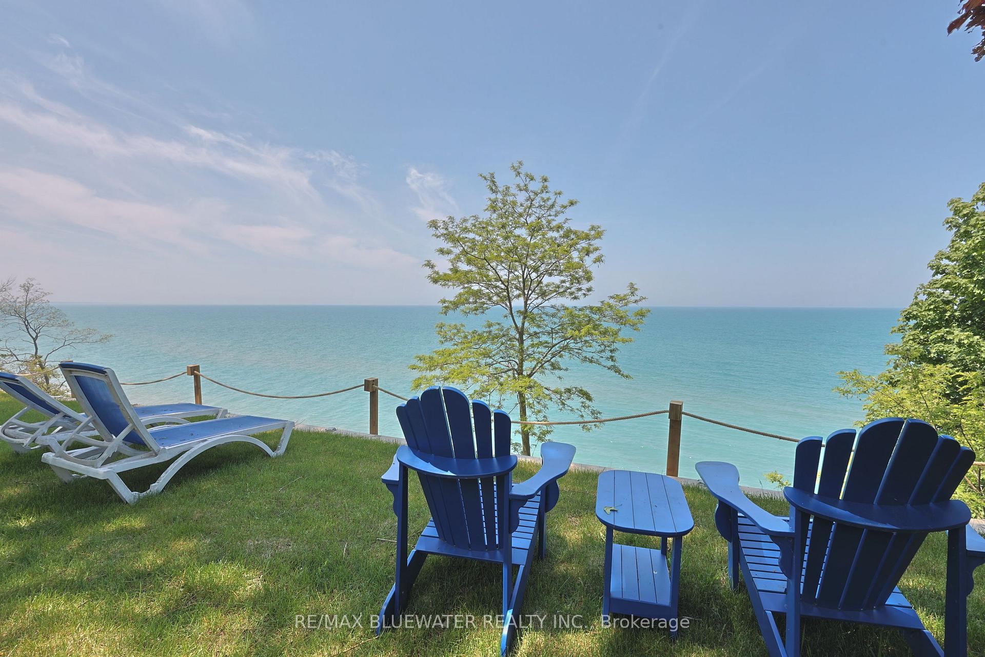 Photo 3 of 72209 Lakeshore Drive, Bluewater, Hay — HOMEH