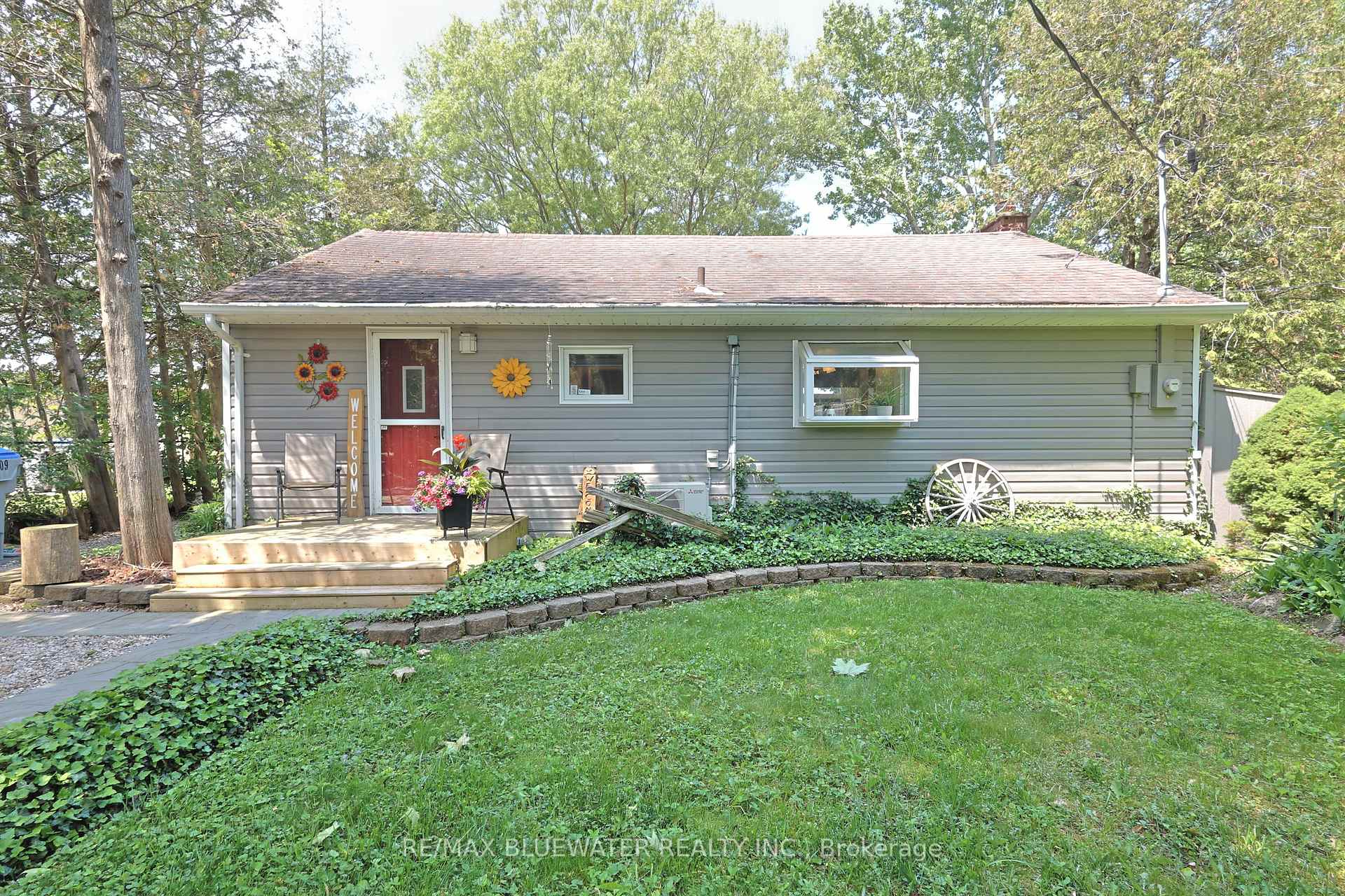 Photo 11 of 72209 Lakeshore Drive, Bluewater, Hay — HOMEH