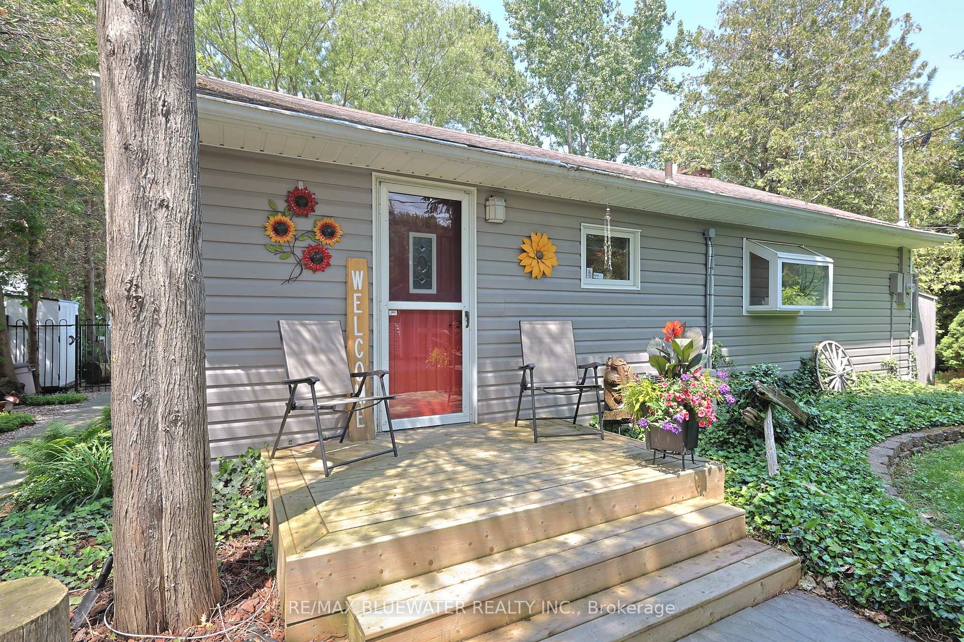 Photo 9 of 72209 Lakeshore Drive, Bluewater, Hay — HOMEH
