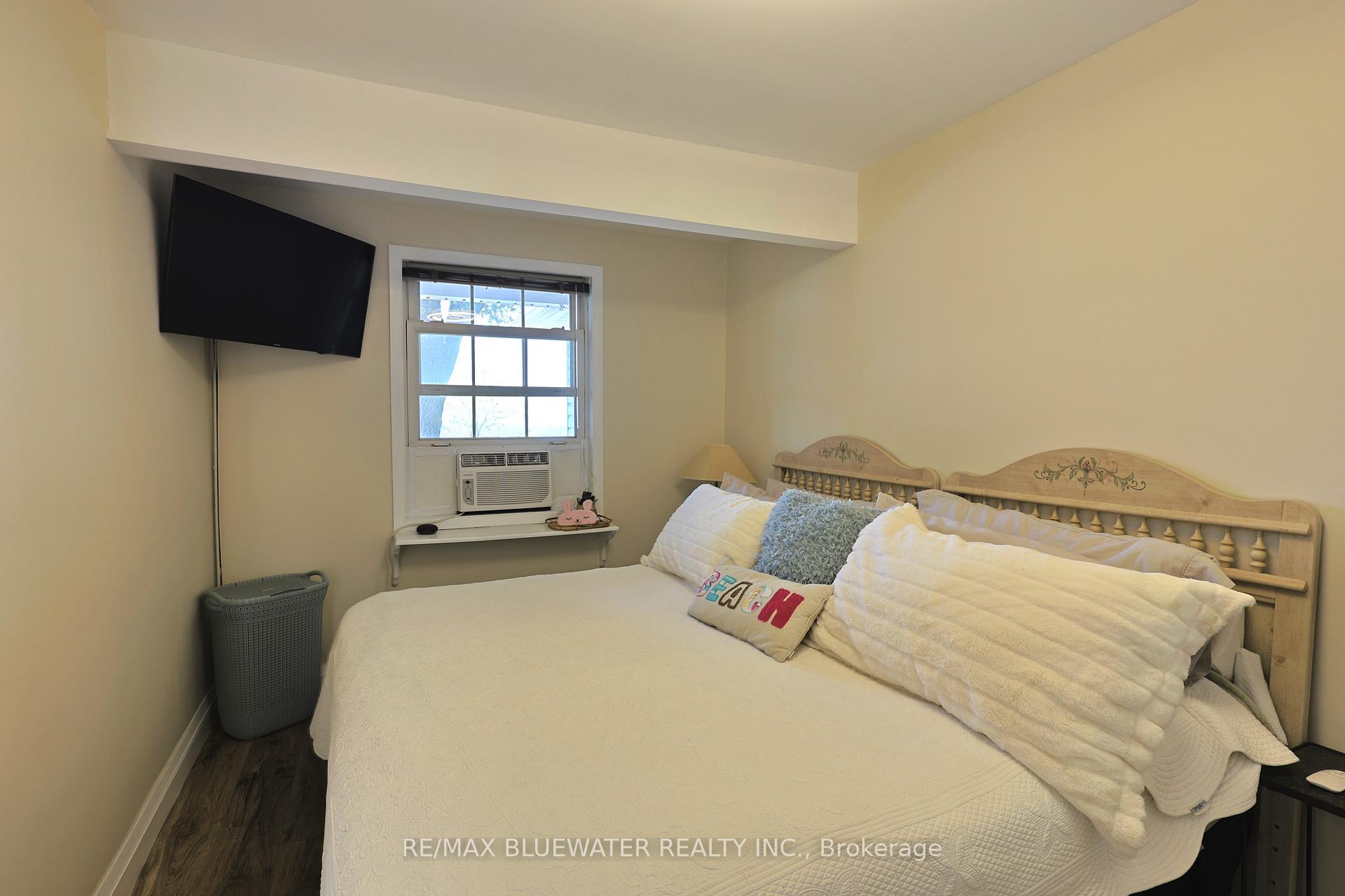 Photo 24 of 72209 Lakeshore Drive, Bluewater, Hay — HOMEH