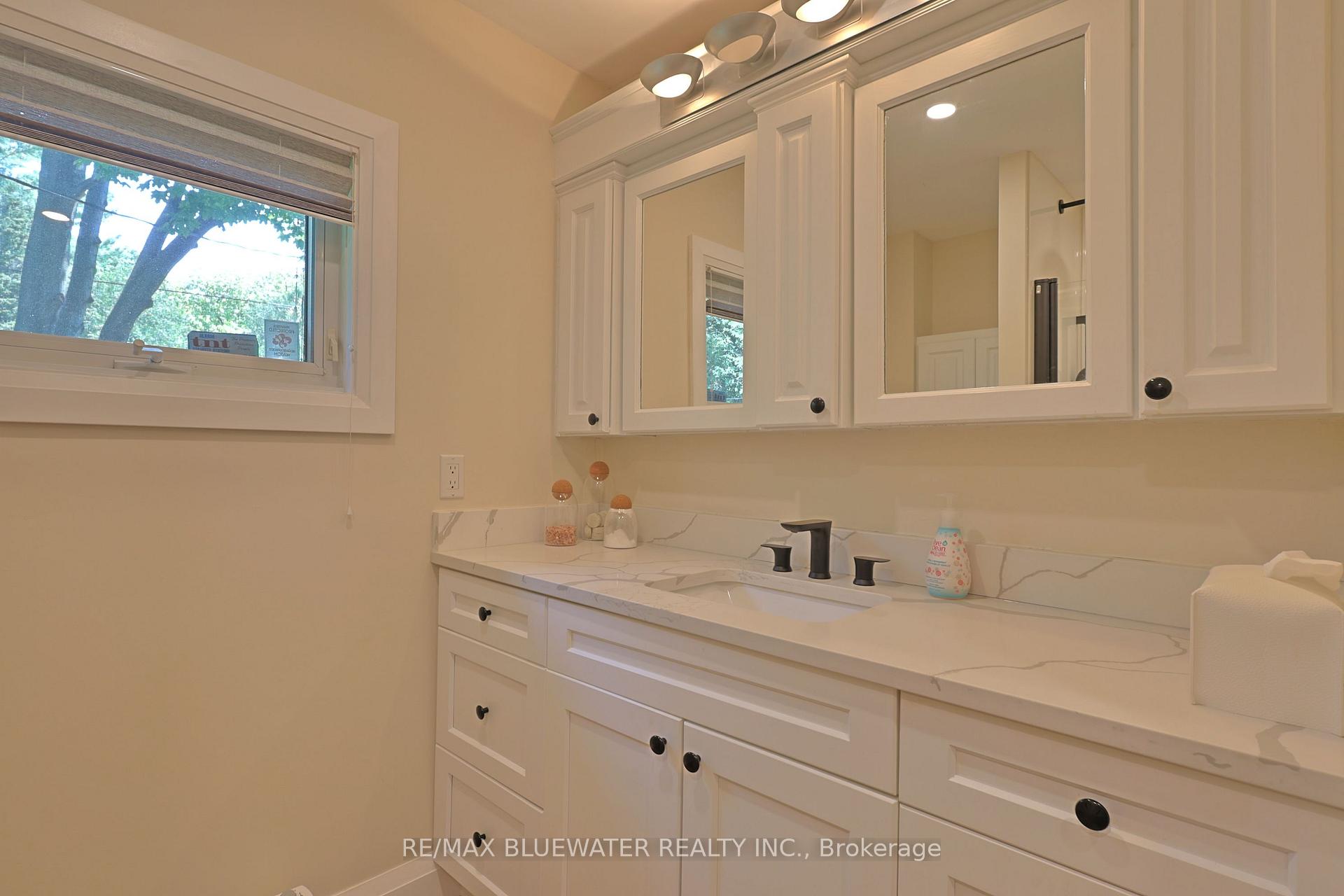 Photo 29 of 72209 Lakeshore Drive, Bluewater, Hay — HOMEH
