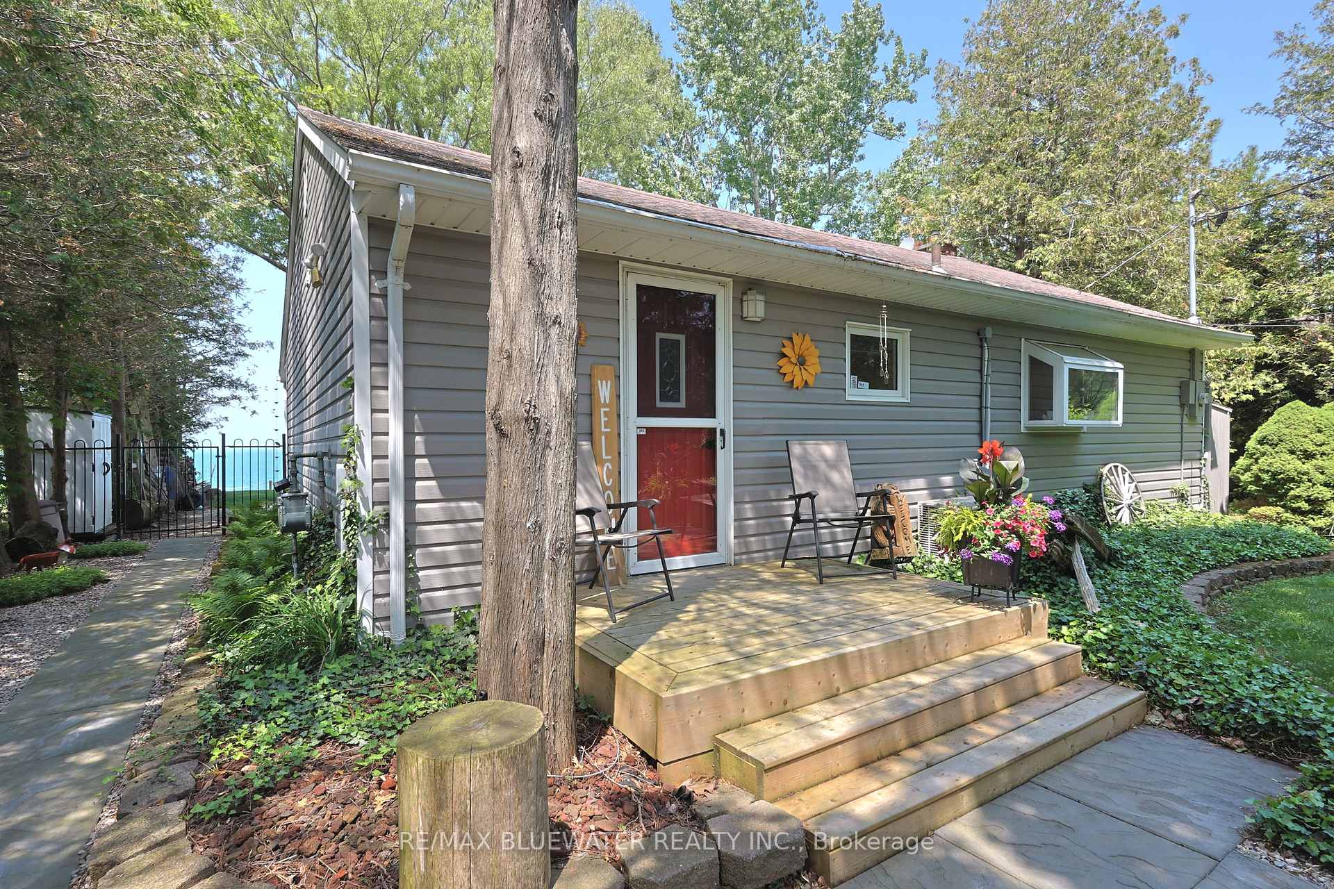 Photo 31 of 72209 Lakeshore Drive, Bluewater, Hay — HOMEH