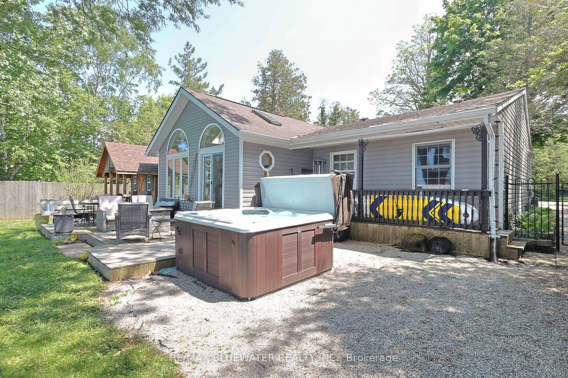 Photo 32 of 72209 Lakeshore Drive, Bluewater, Hay — HOMEH