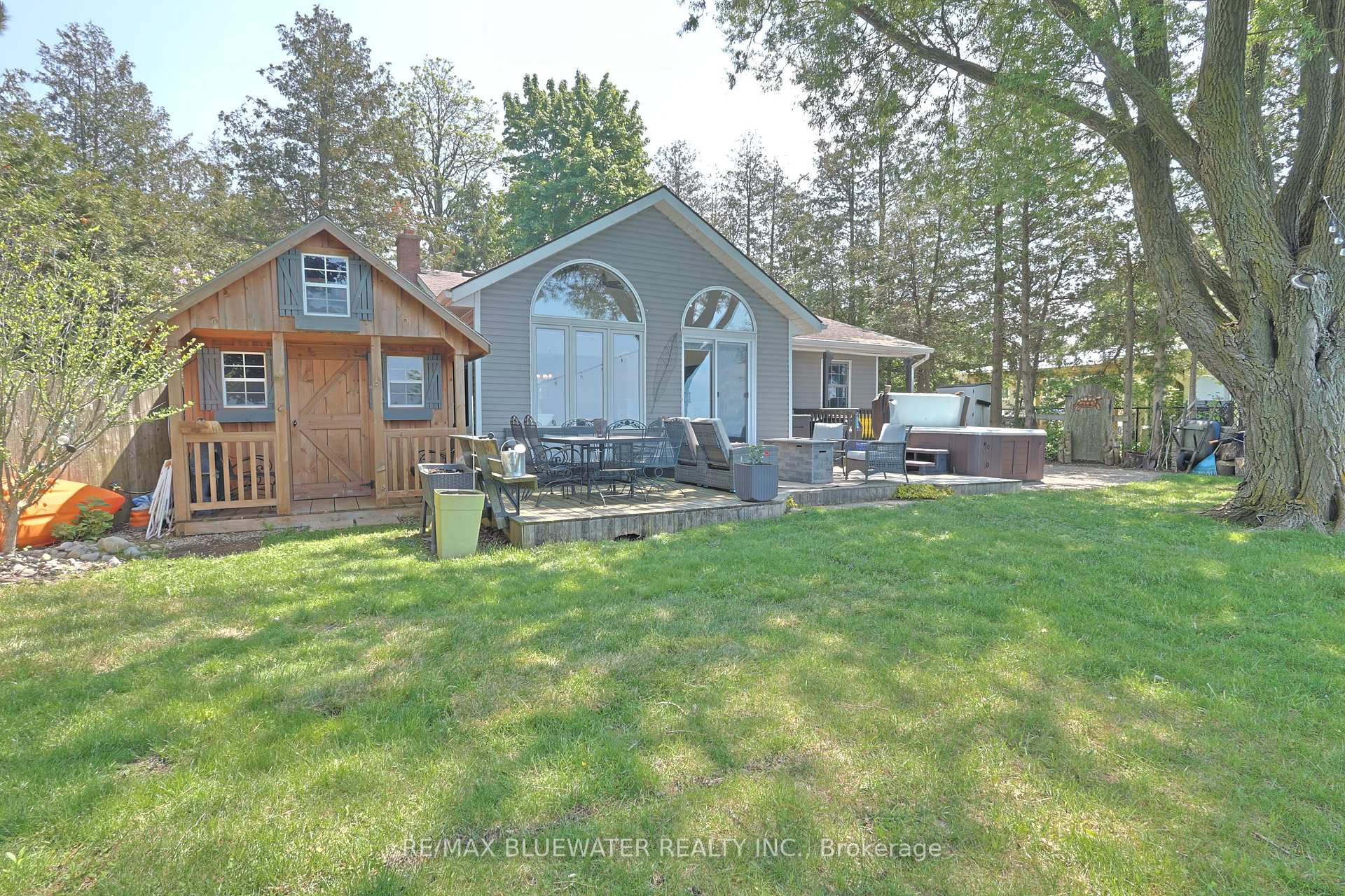Photo 37 of 72209 Lakeshore Drive, Bluewater, Hay — HOMEH